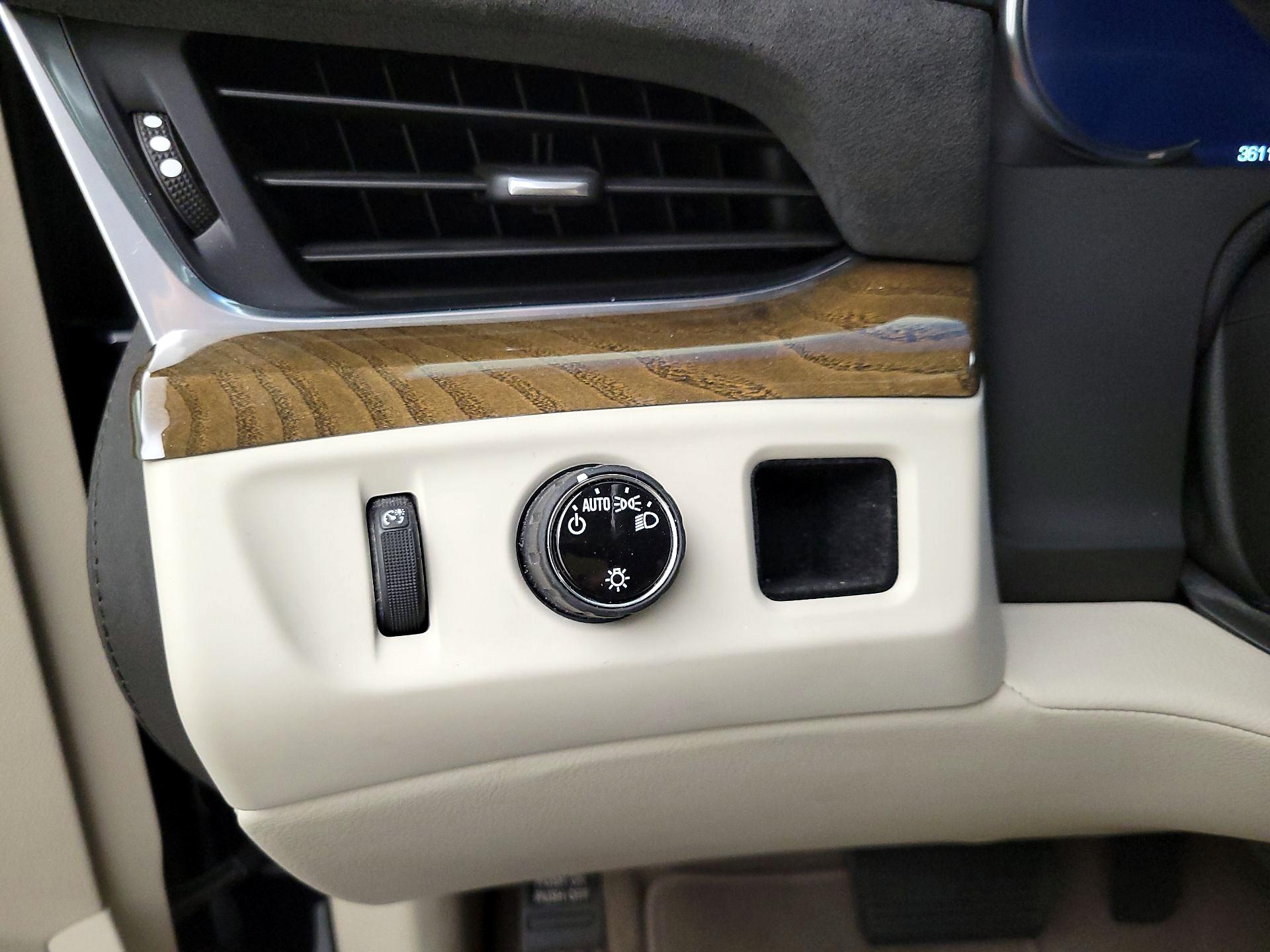 Thumbnail: 2019 Cadillac Escalade - 13