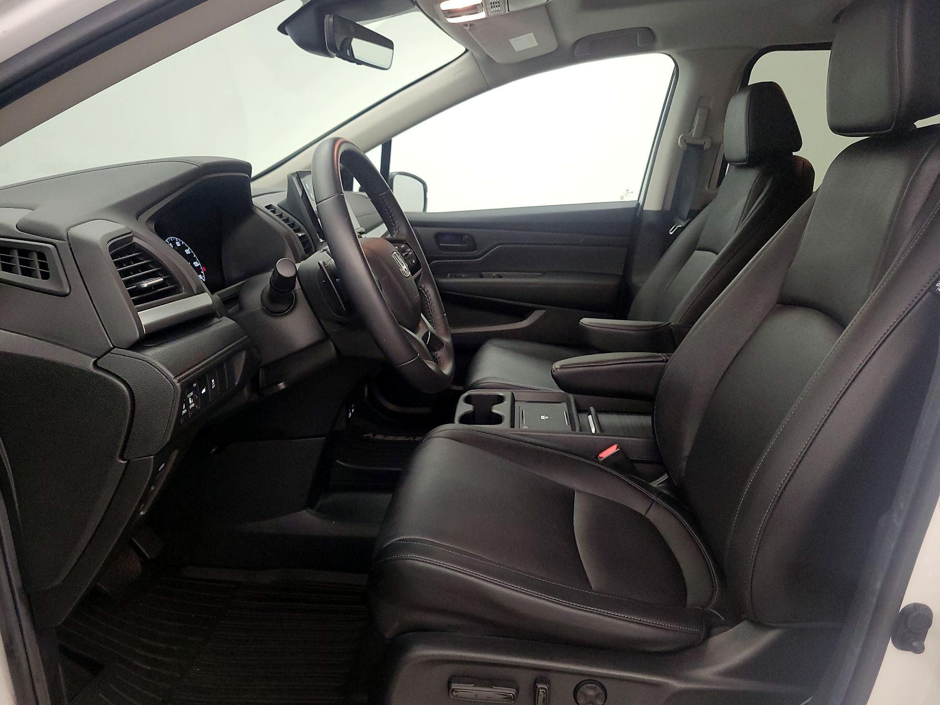 Thumbnail: 2025 Honda Odyssey - 11