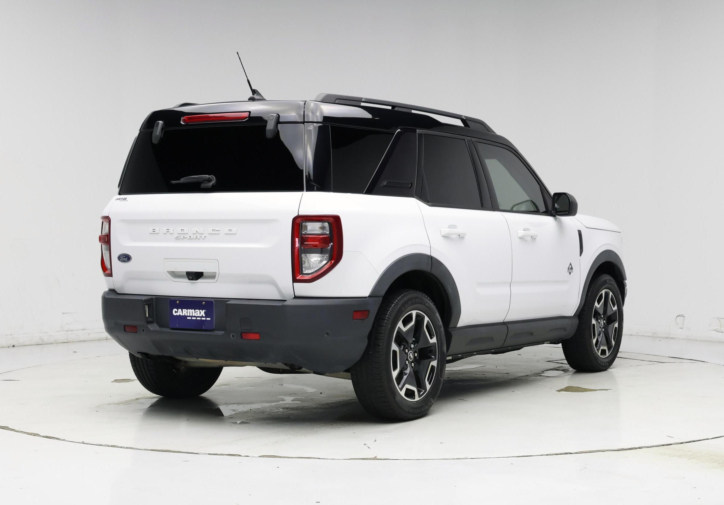 Thumbnail: 2021 Ford Bronco Sport - 8