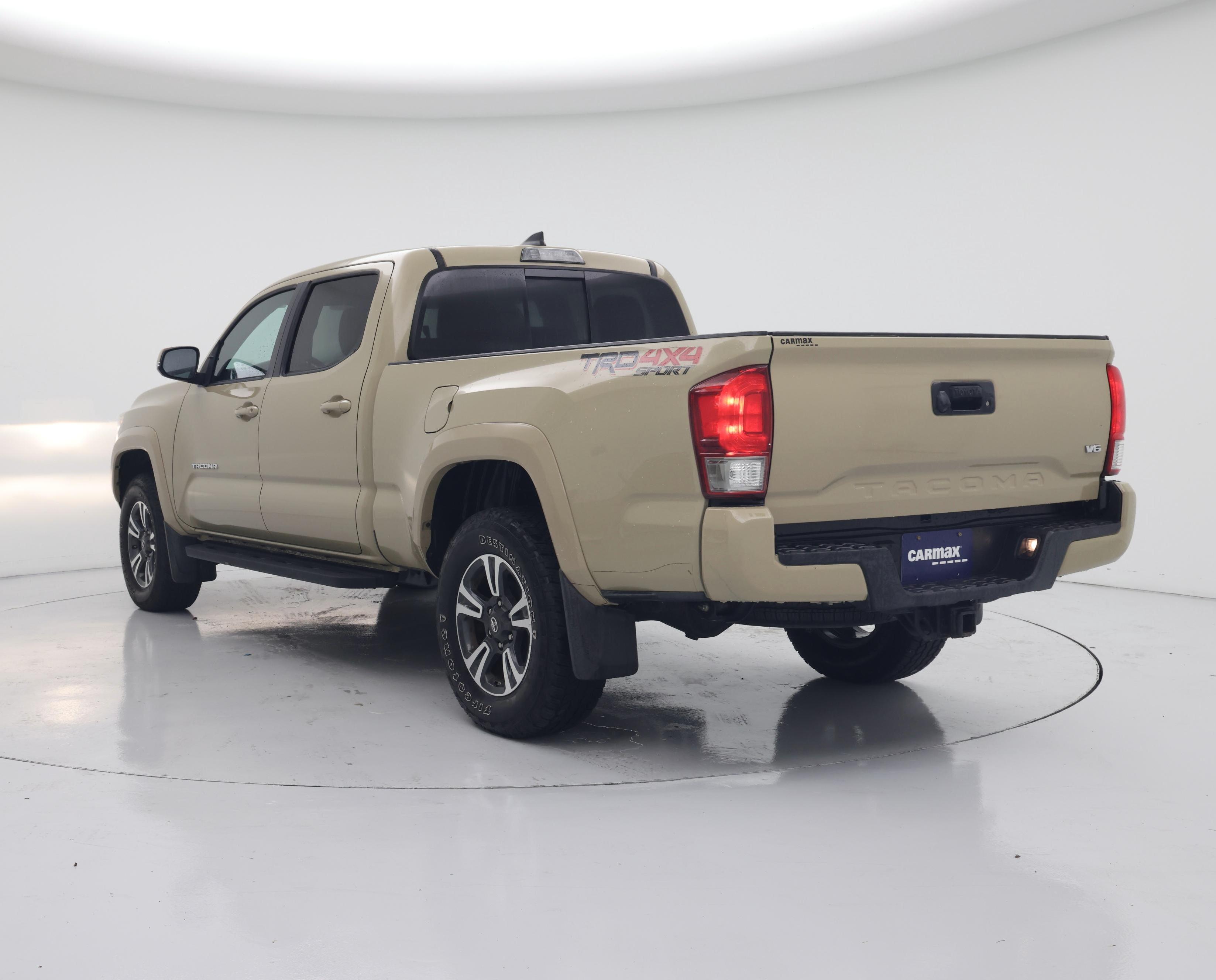 Thumbnail: 2017 Toyota Tacoma - 2
