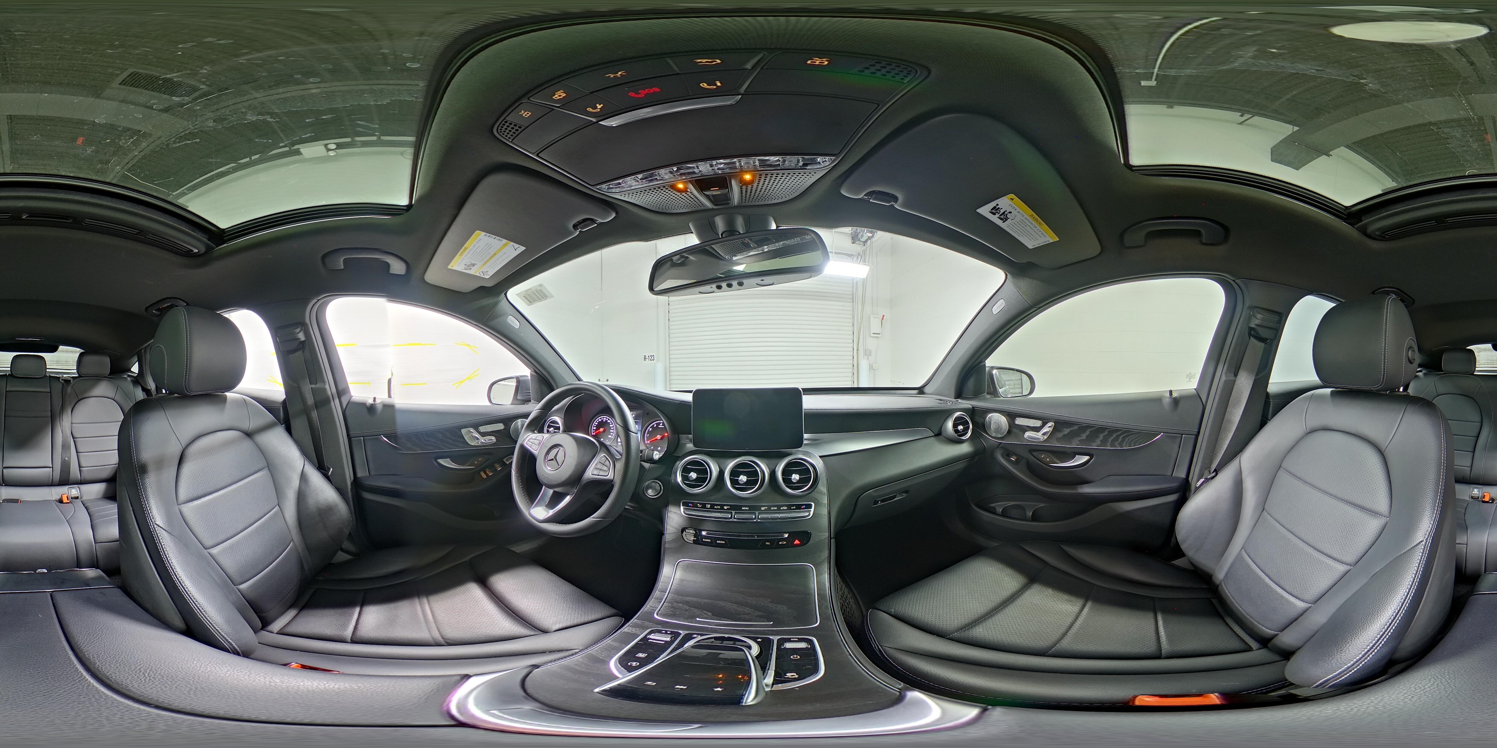 2018 Mercedes-Benz GLC Coupe GLC300 - Photo 27