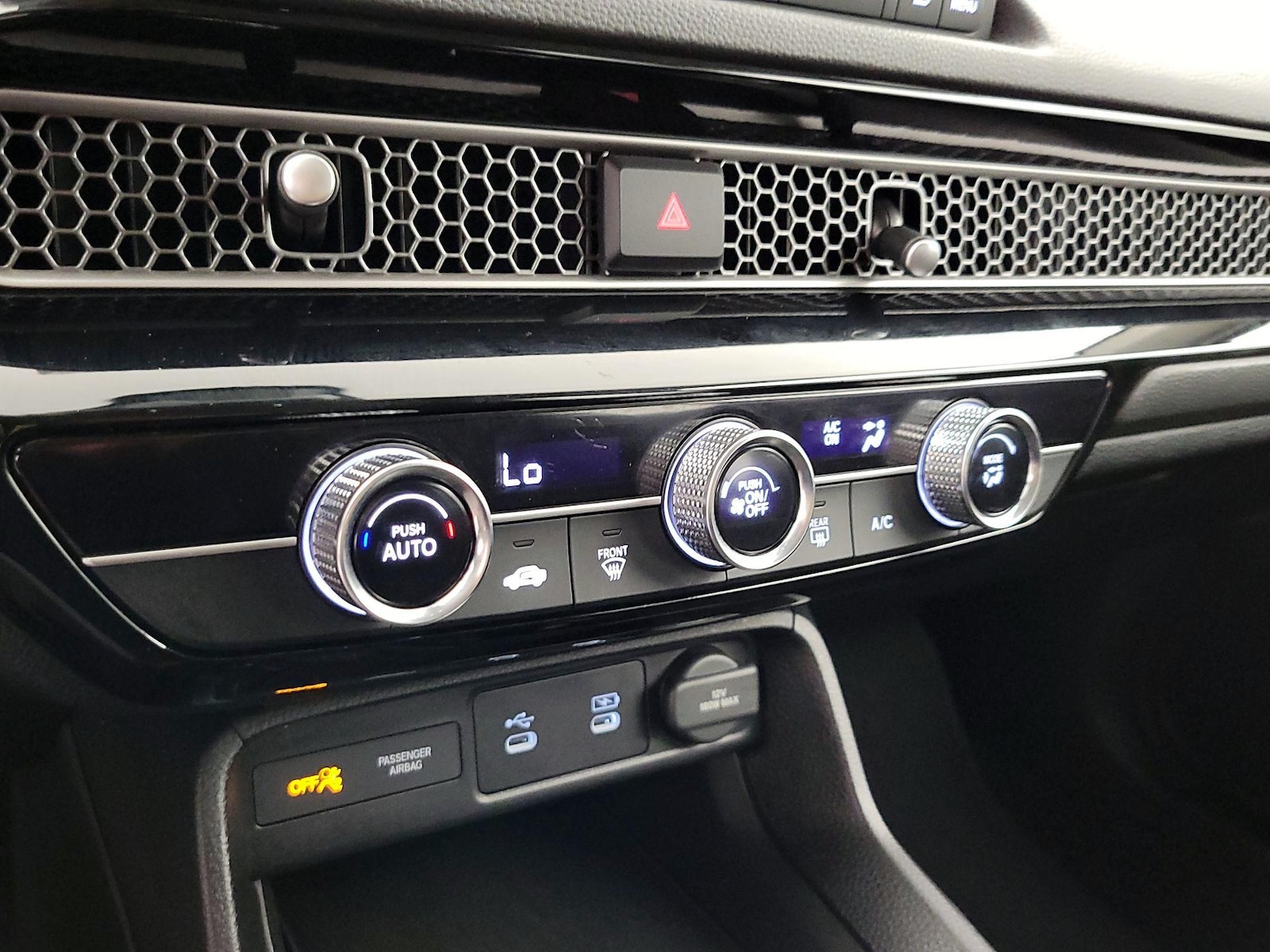 2025 Honda Civic LX - Photo 17