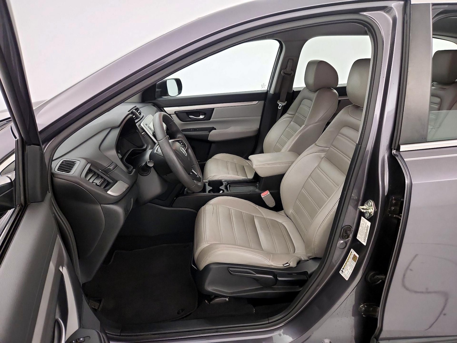 Leather Seats & Side Airbags