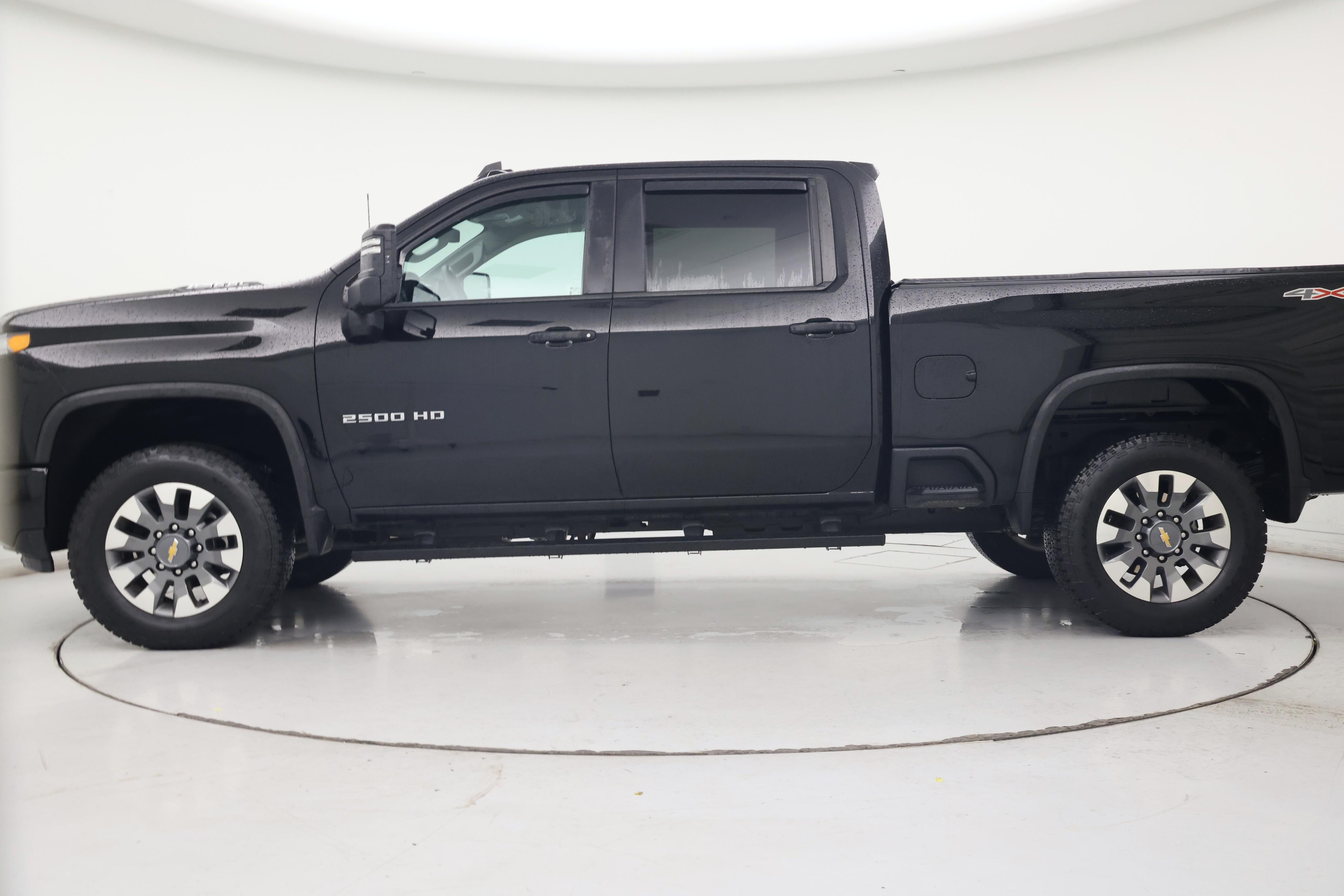 Thumbnail: 2024 Chevrolet Silverado 2500 - 3