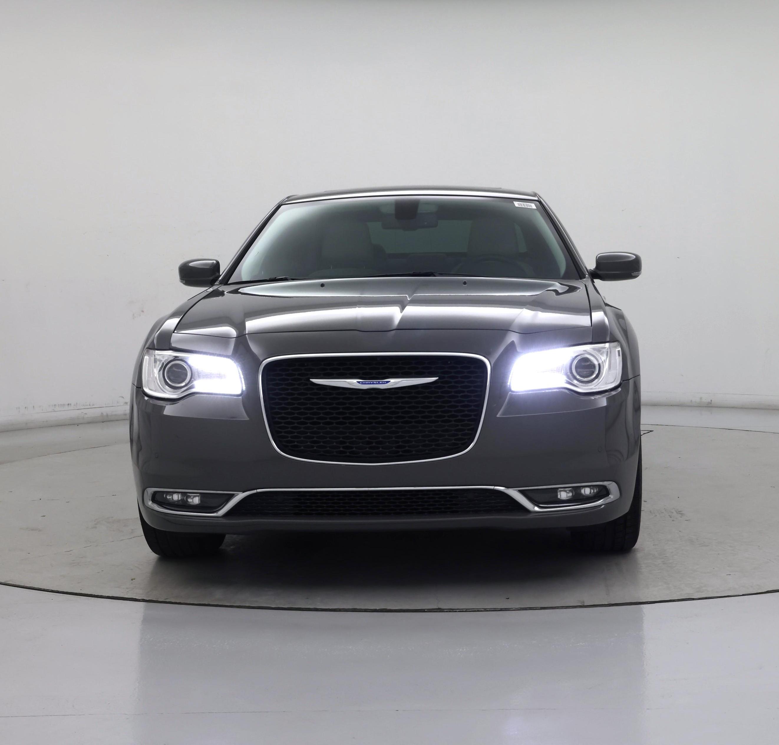 Thumbnail: 2018 Chrysler 300 - 5
