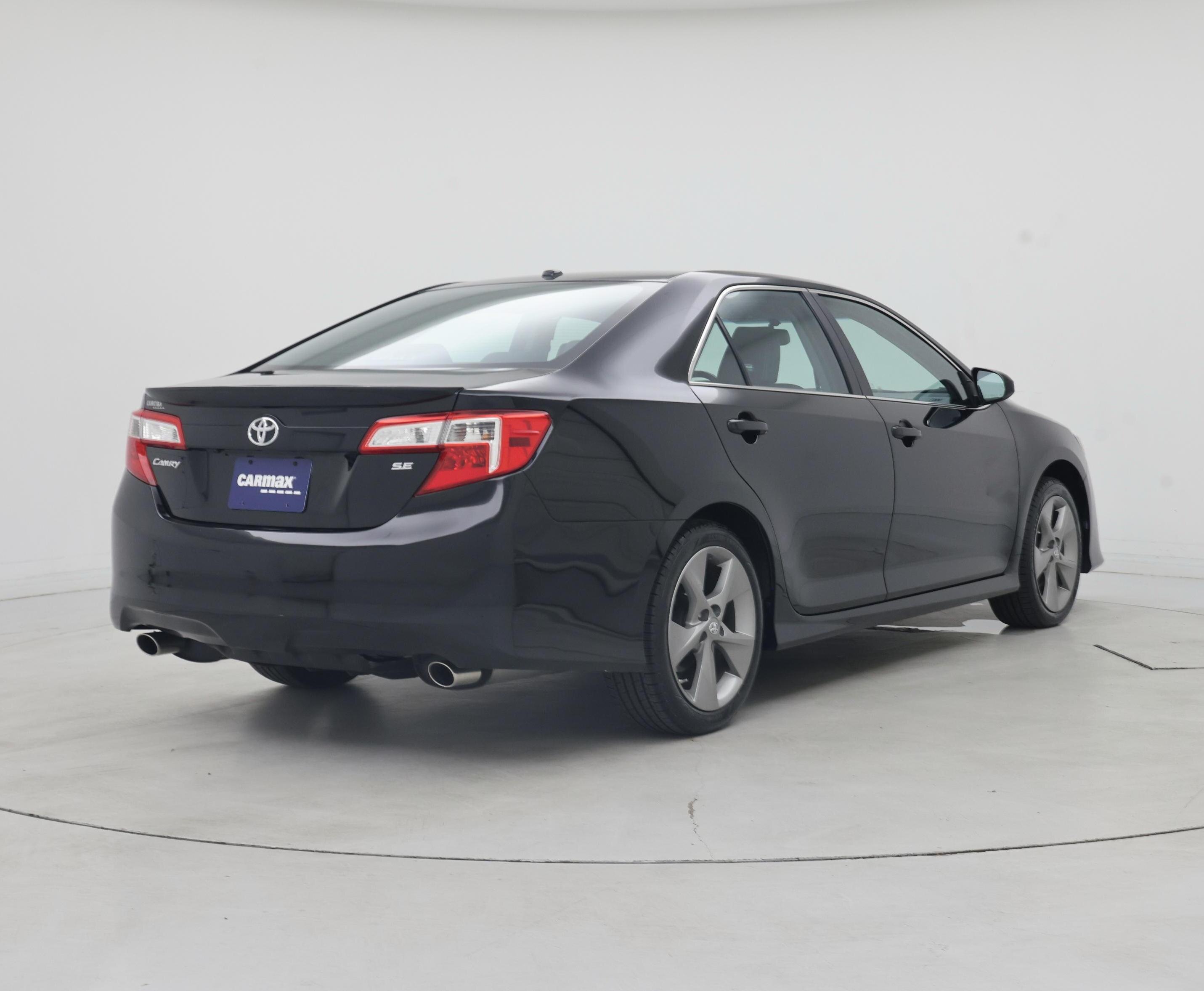 Thumbnail: 2014 Toyota Camry - 8