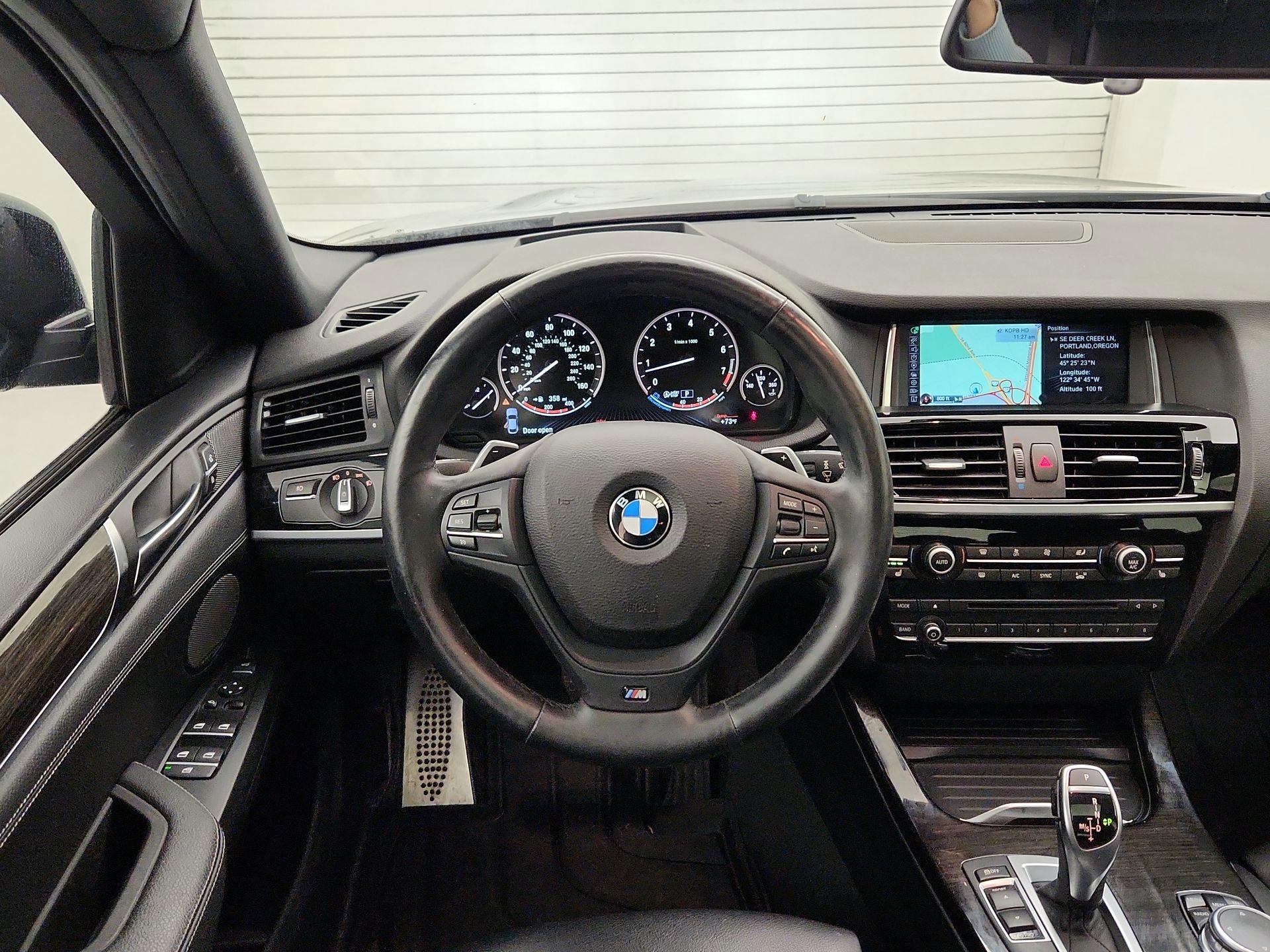 Thumbnail: 2016 BMW X4 - 10
