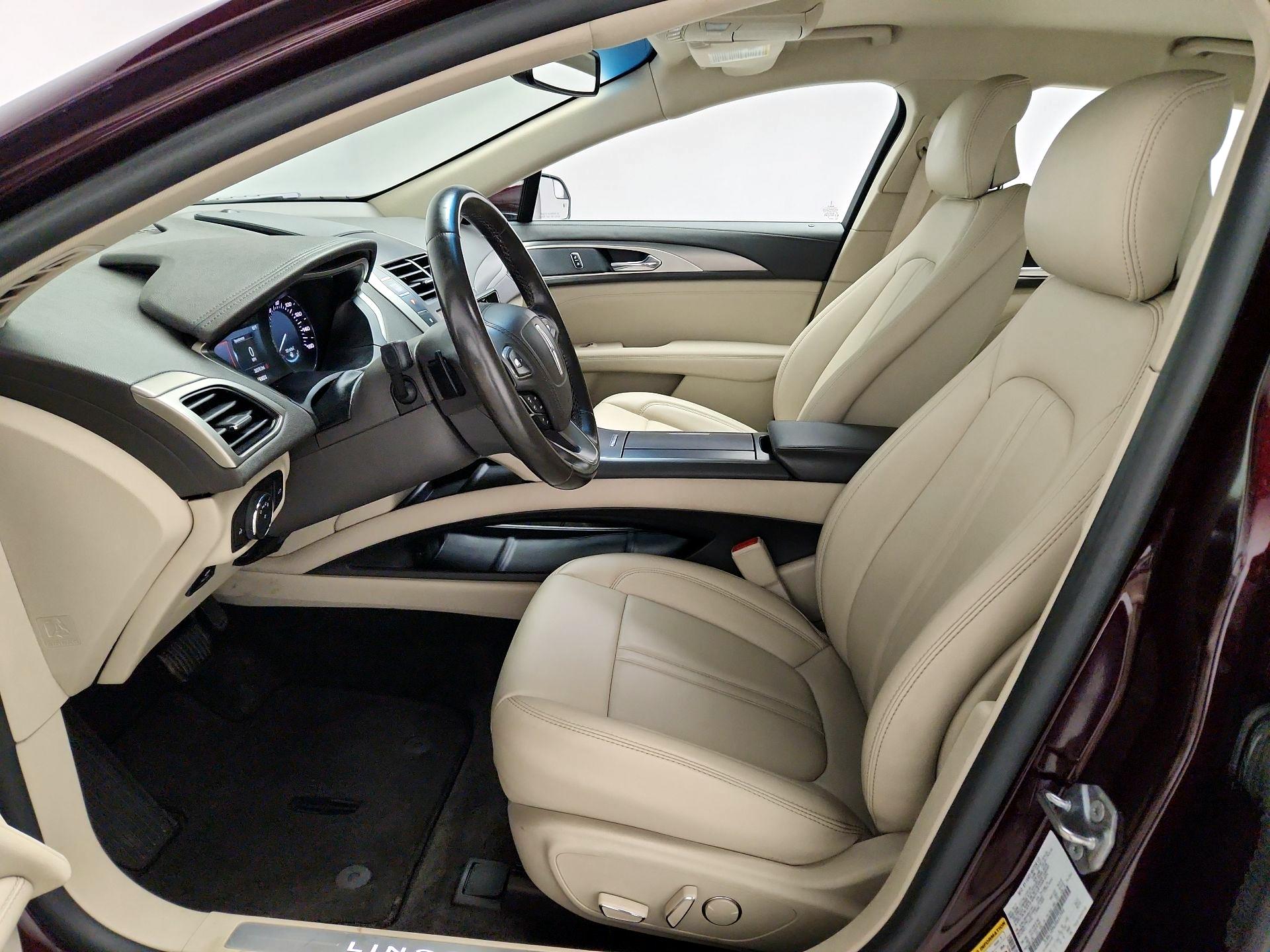 Thumbnail: 2017 Lincoln MKZ - 11