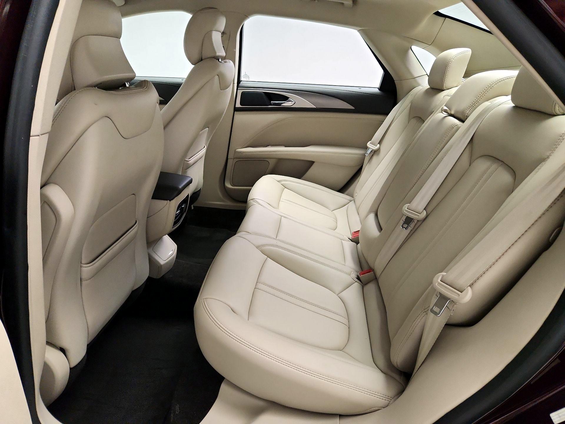 Thumbnail: 2017 Lincoln MKZ - 19