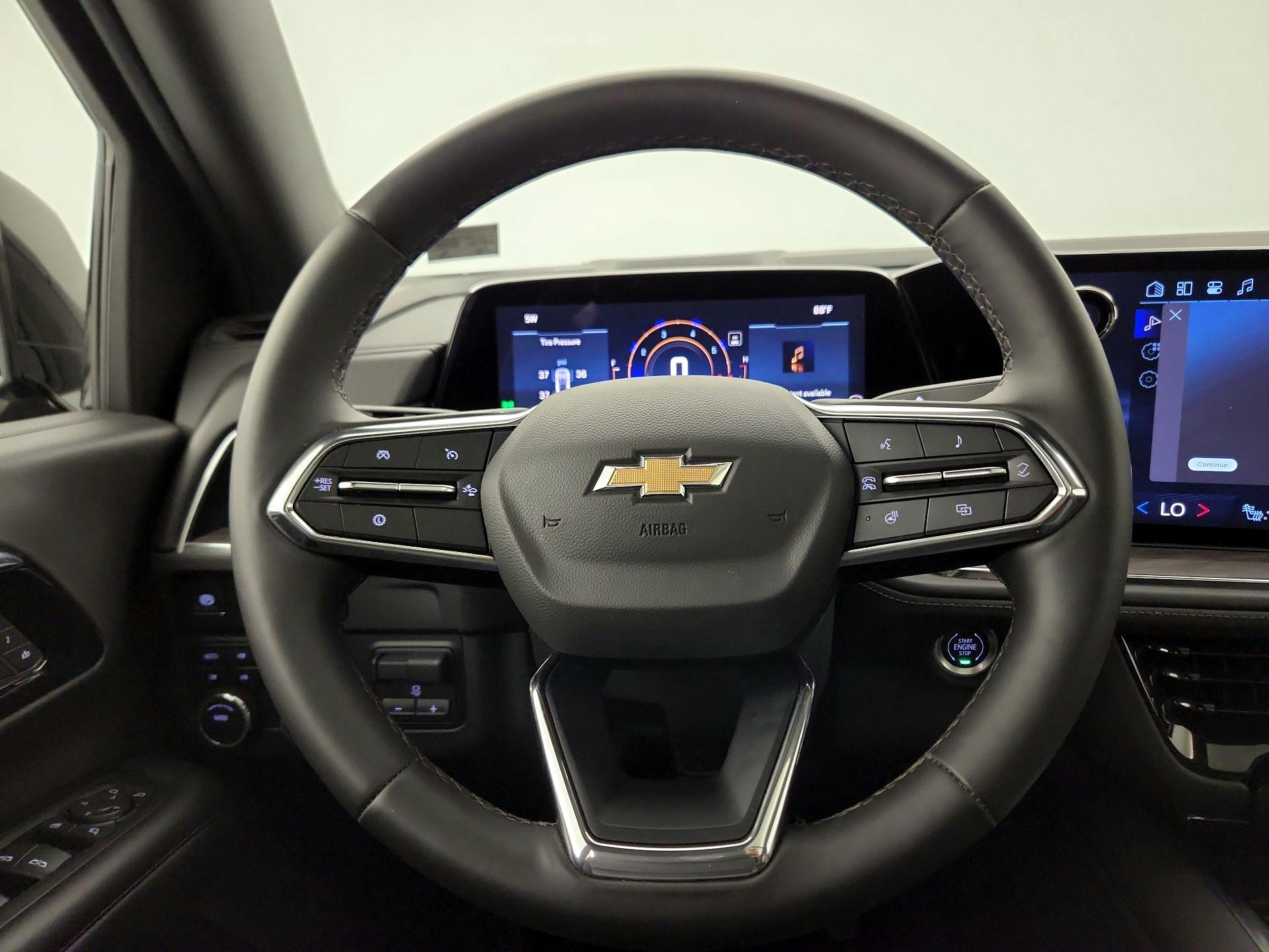 Thumbnail: 2025 Chevrolet Suburban - 10
