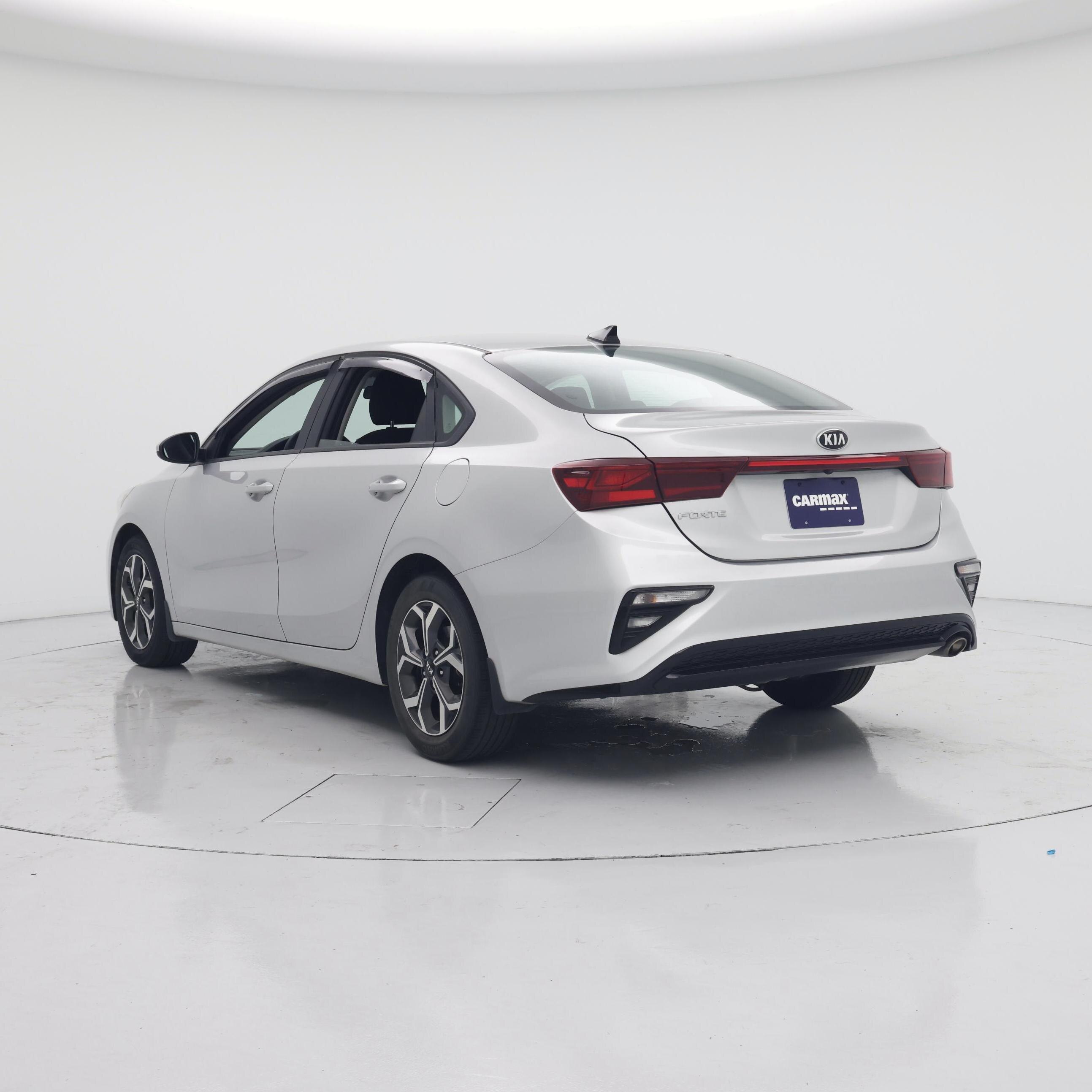 Thumbnail: 2021 Kia Forte - 2