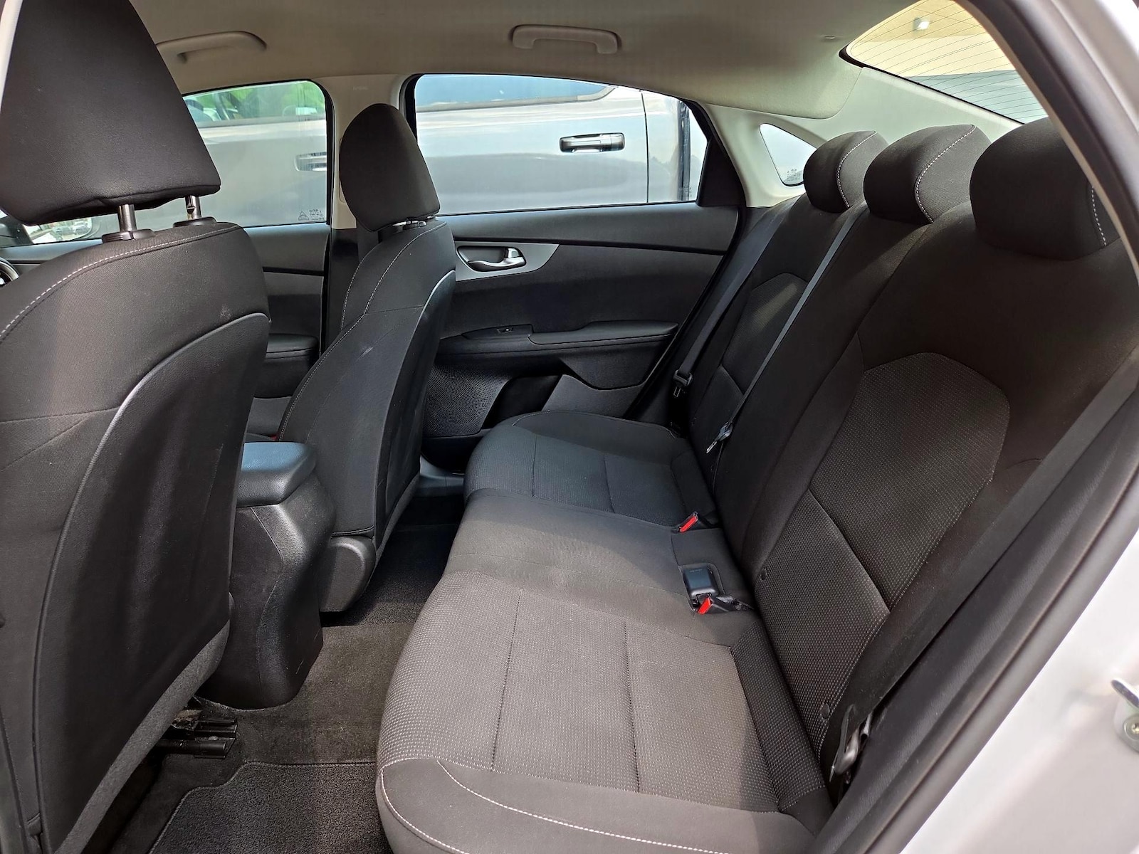2021 Kia Forte LXS - Photo 20