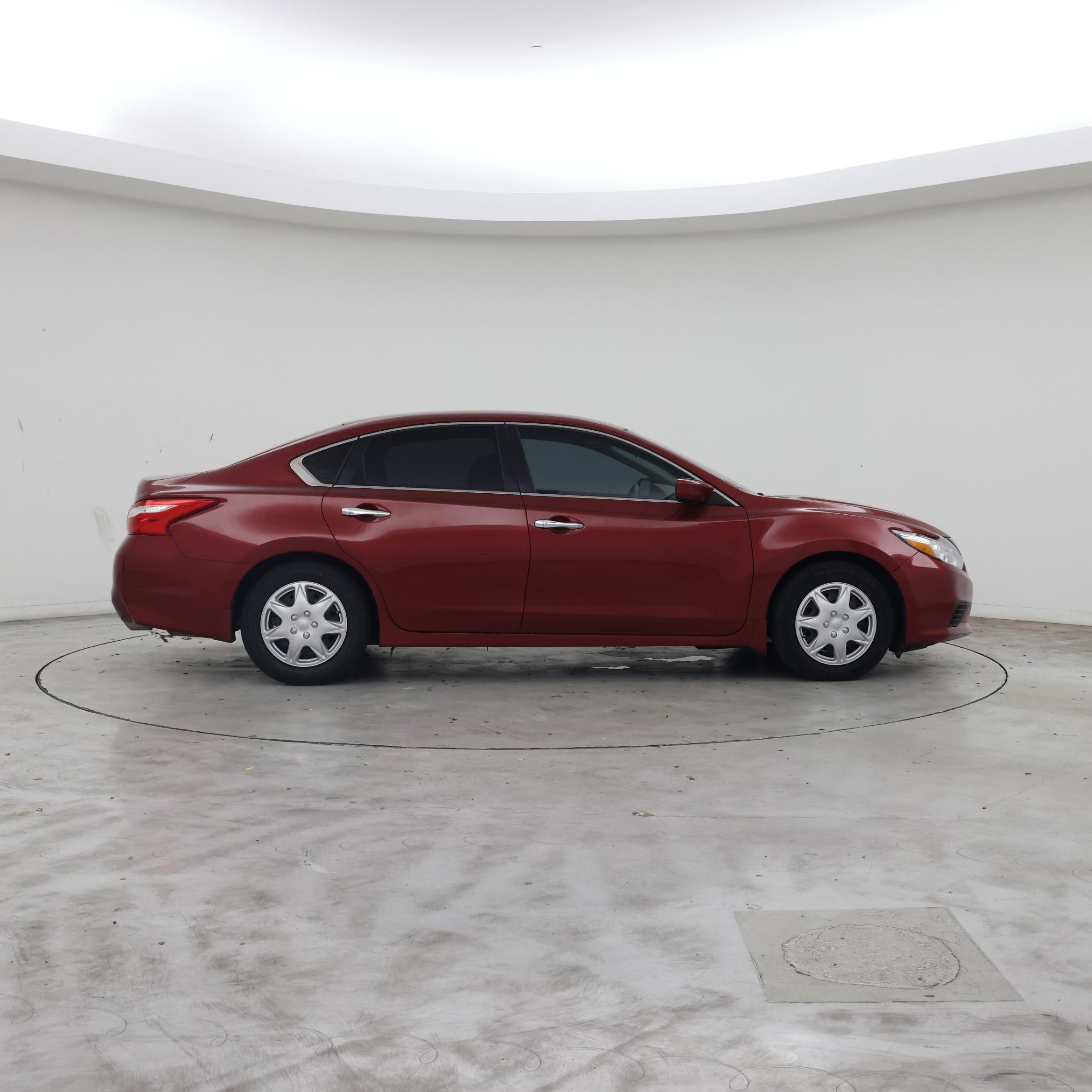 Thumbnail: 2016 Nissan Altima - 7