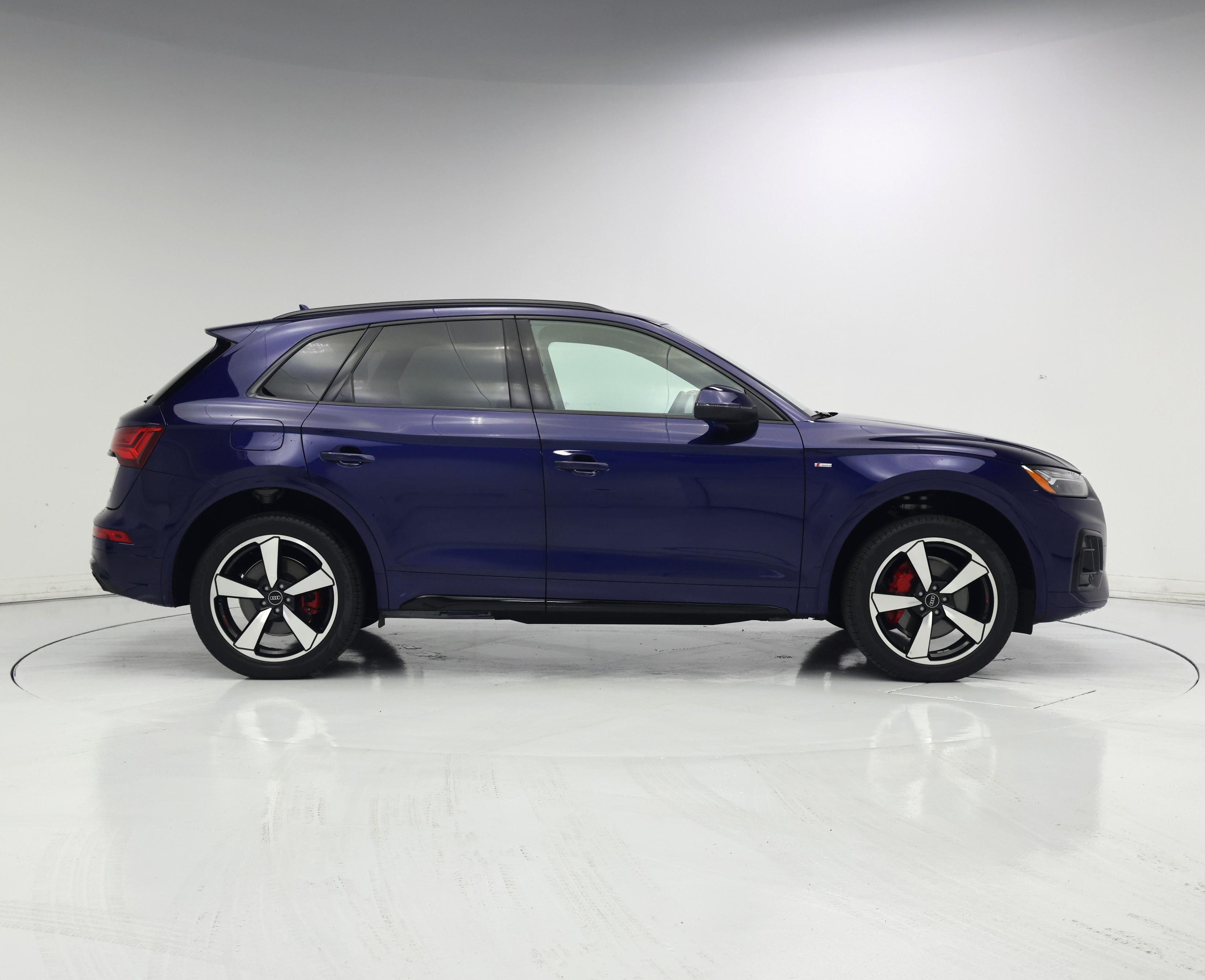 Thumbnail: 2024 Audi Q5 - 7