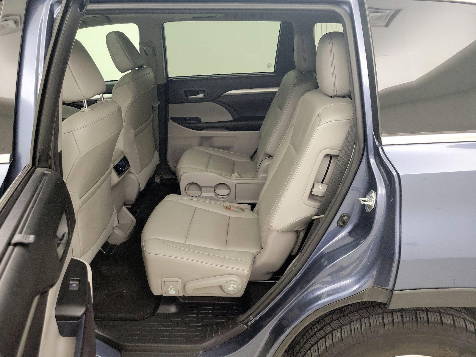 2017 Toyota Highlander XLE - Photo 22