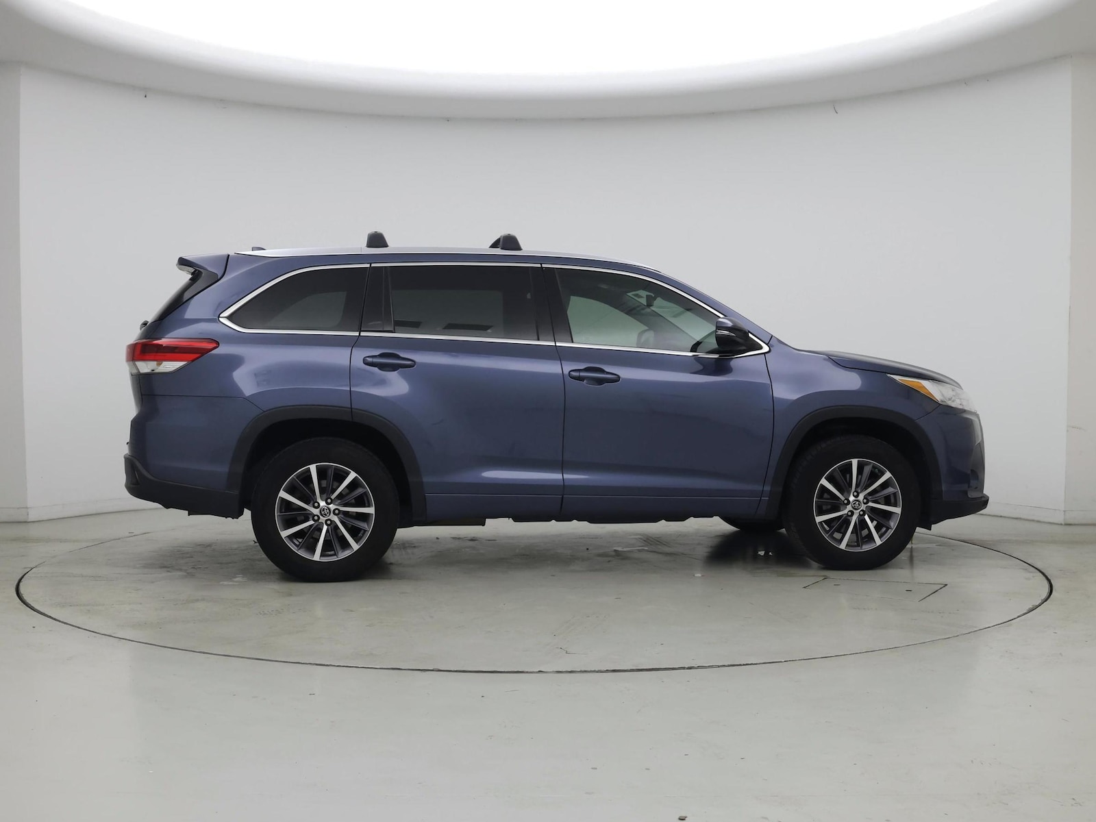 2017 Toyota Highlander XLE - Photo 8