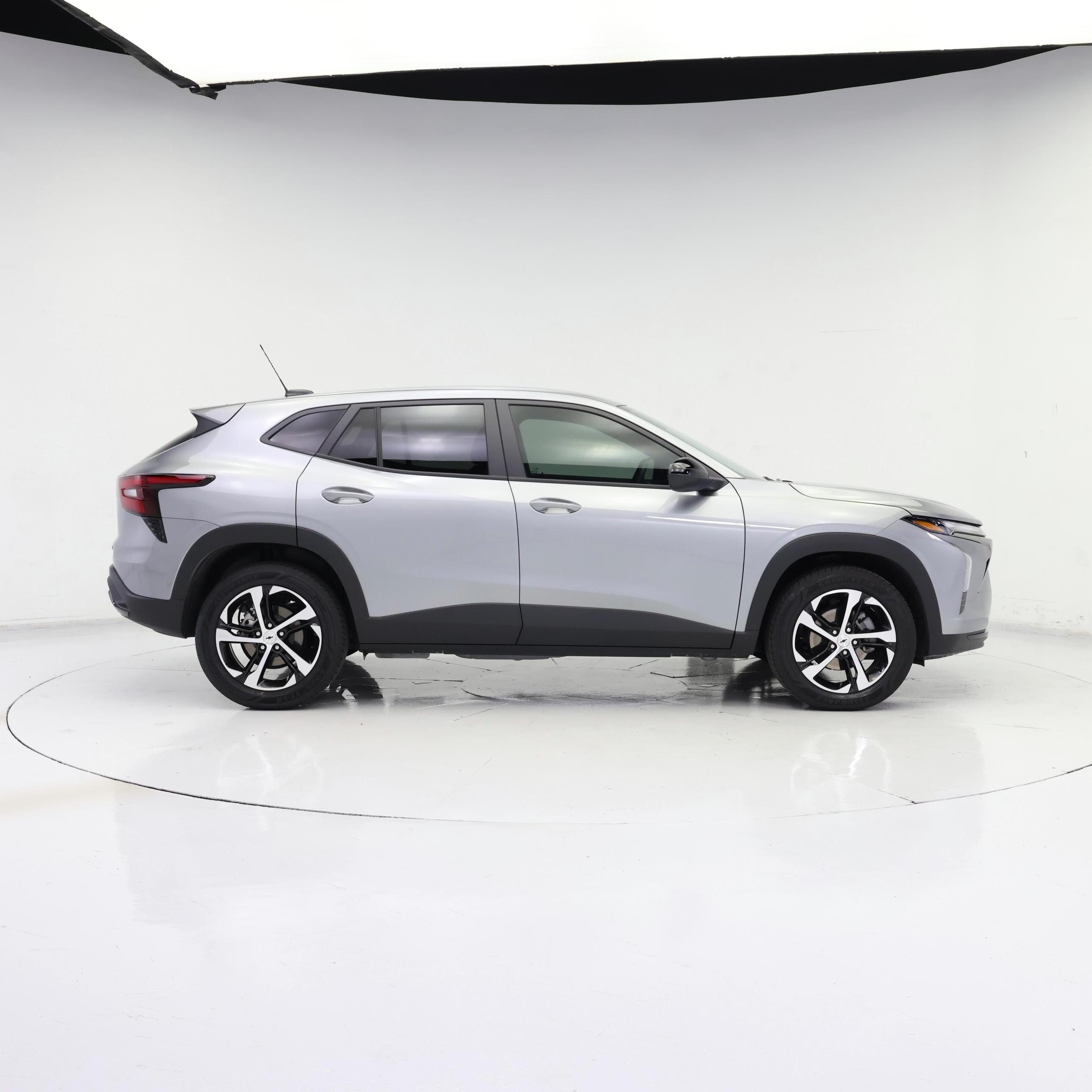 Thumbnail: 2026 Chevrolet Trax - 7
