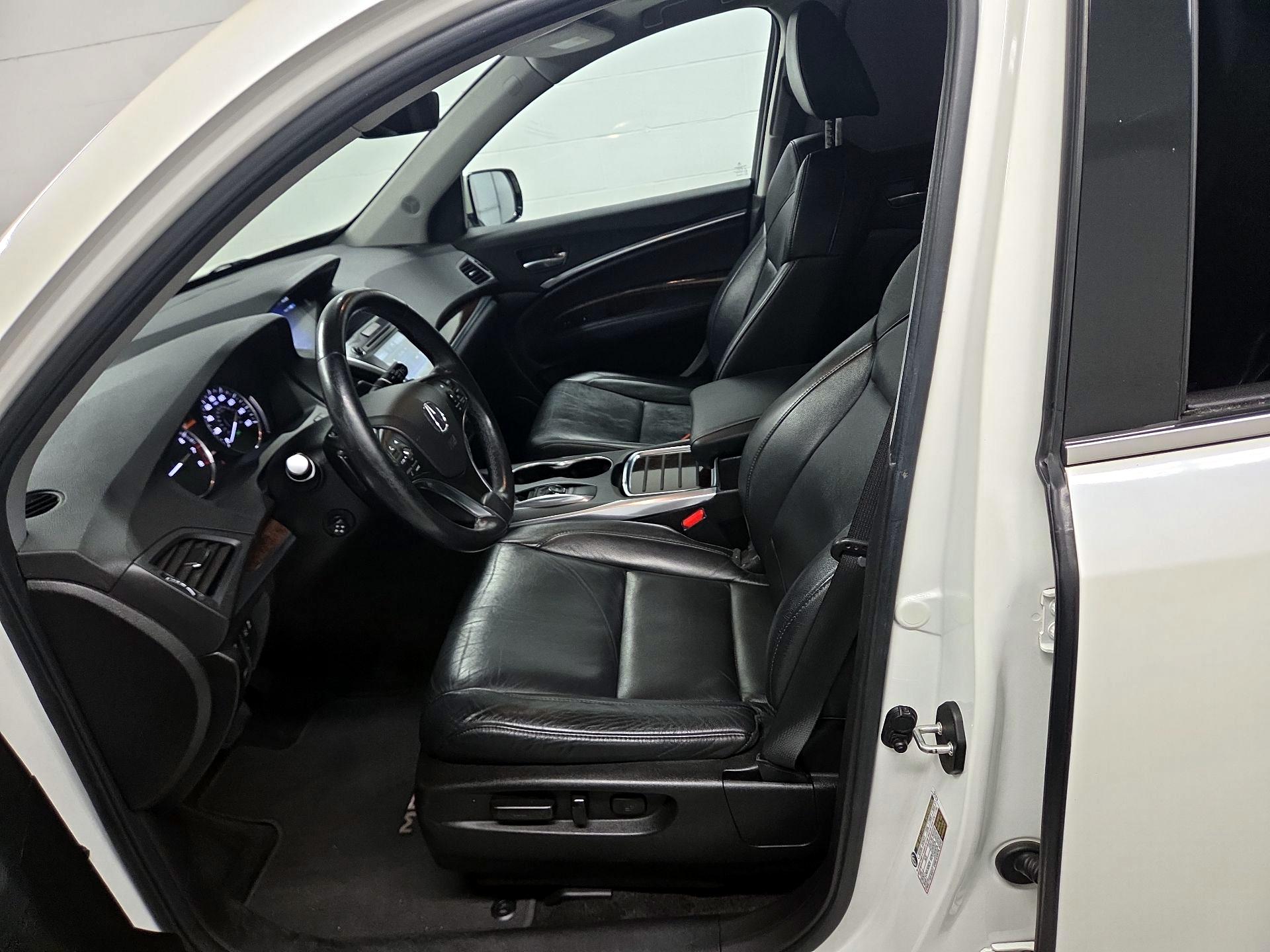 Thumbnail: 2017 Acura MDX - 16
