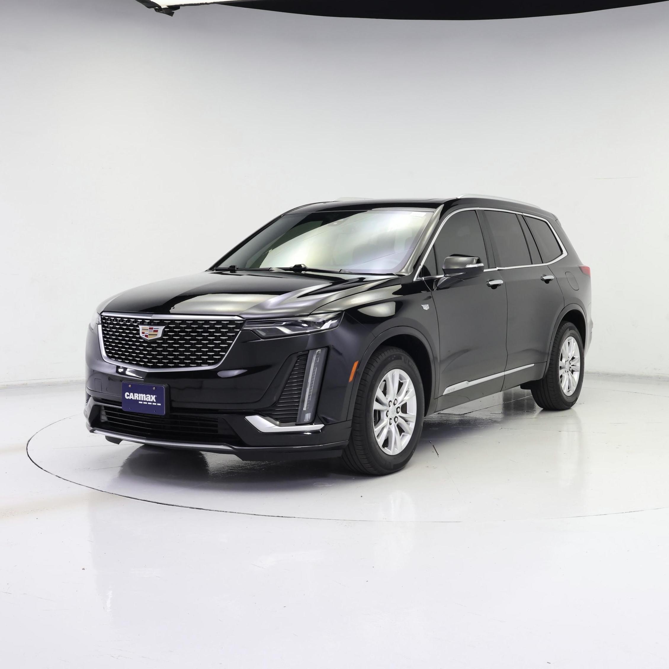 Thumbnail: 2024 Cadillac XT6 - 4