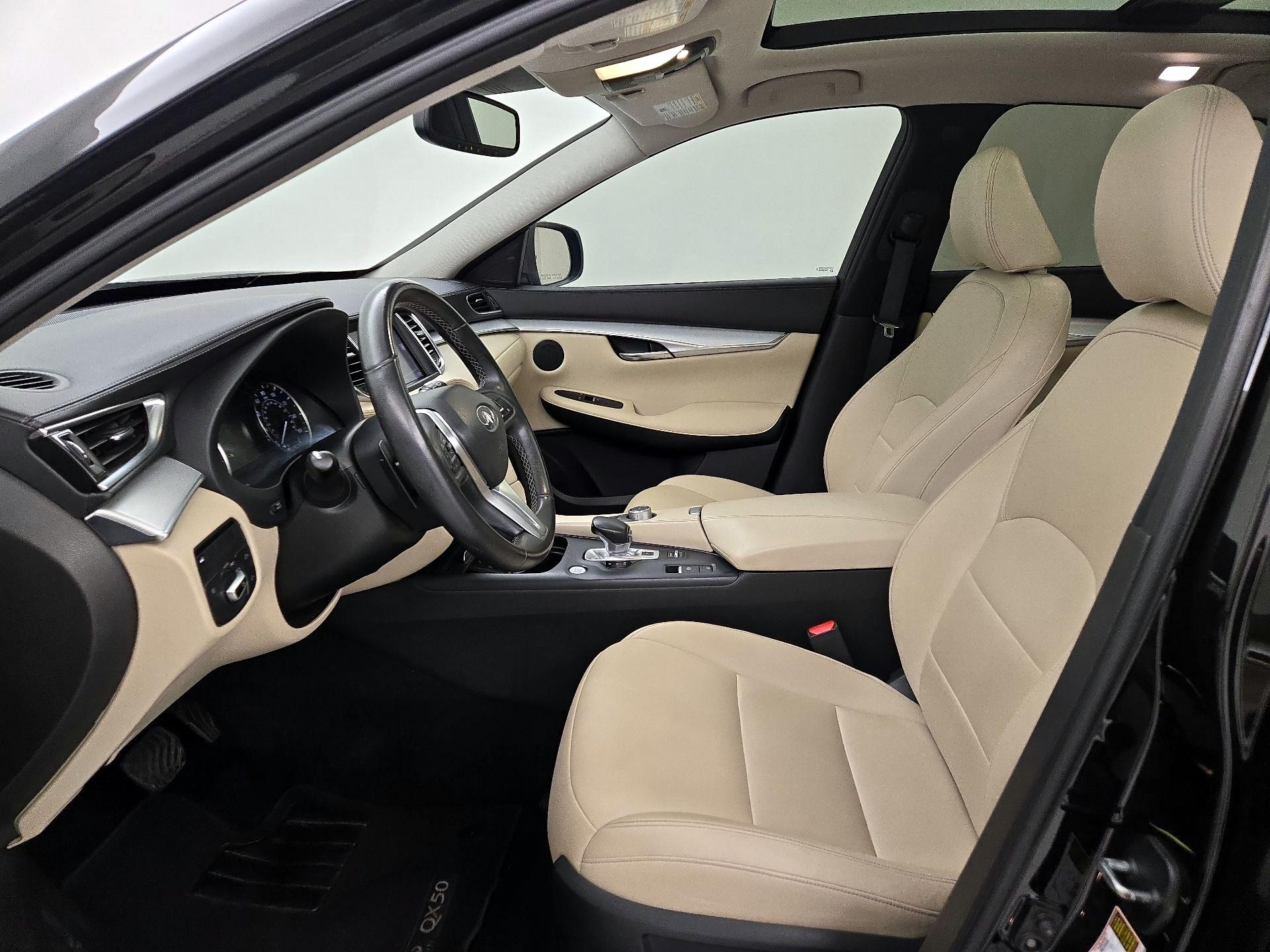 Thumbnail: 2019 INFINITI QX50 - 11