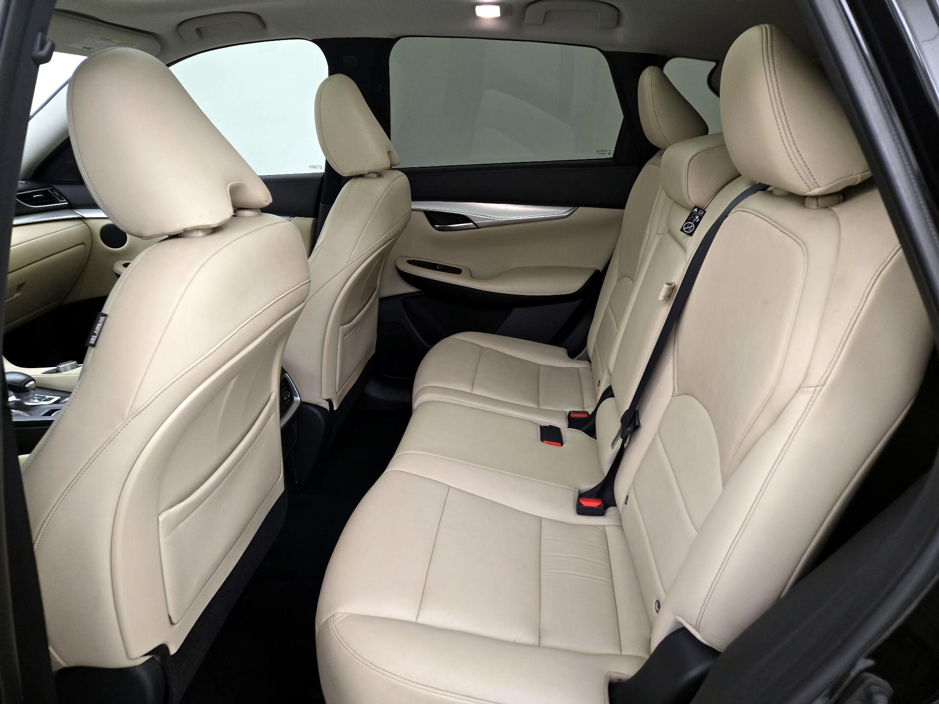 Thumbnail: 2019 INFINITI QX50 - 20