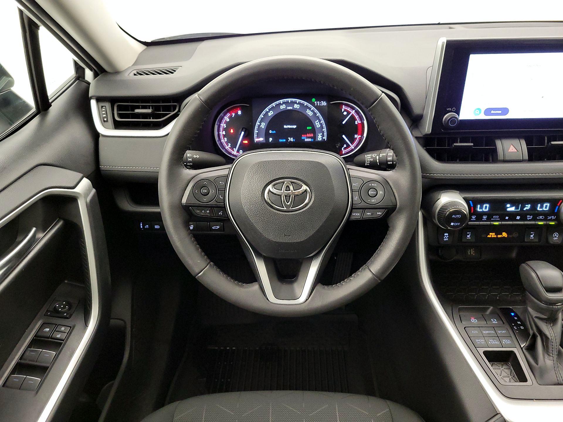 Thumbnail: 2024 Toyota RAV4 - 10