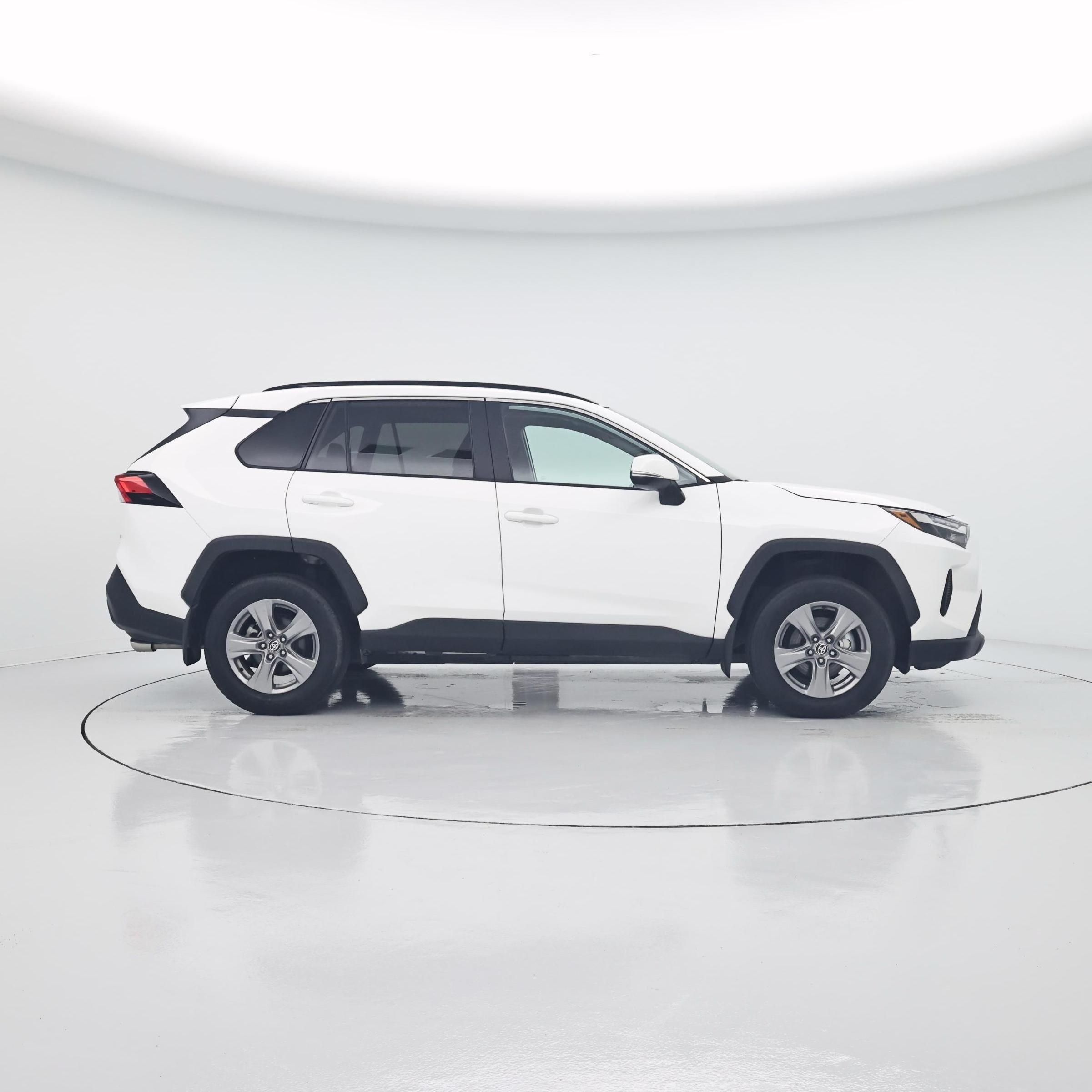 Thumbnail: 2024 Toyota RAV4 - 7