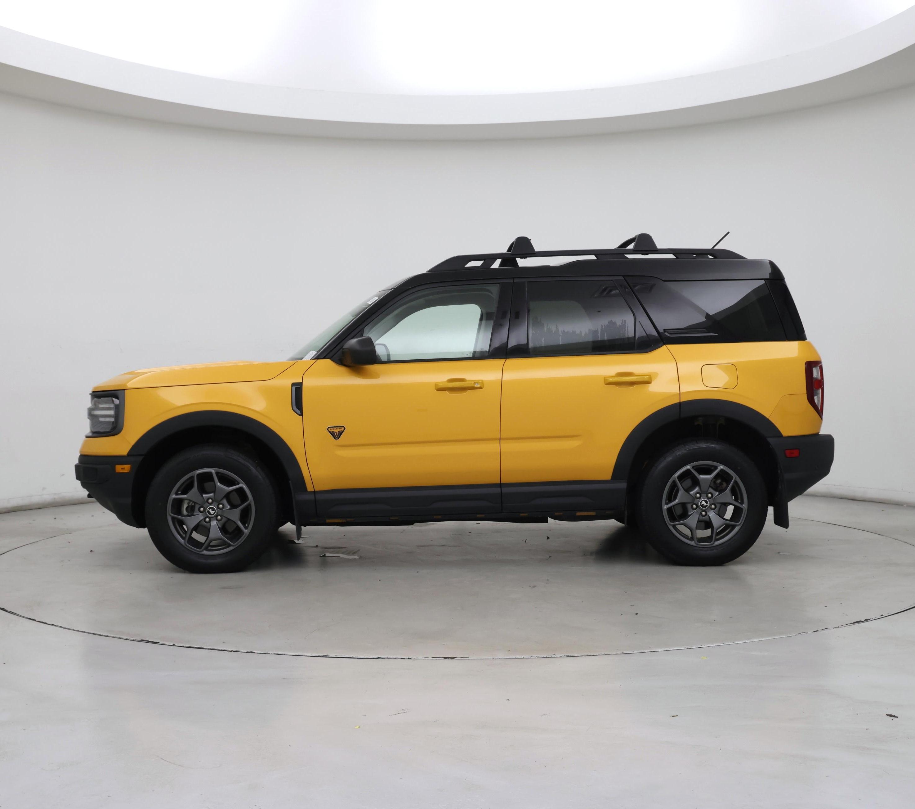 Thumbnail: 2021 Ford Bronco Sport - 3
