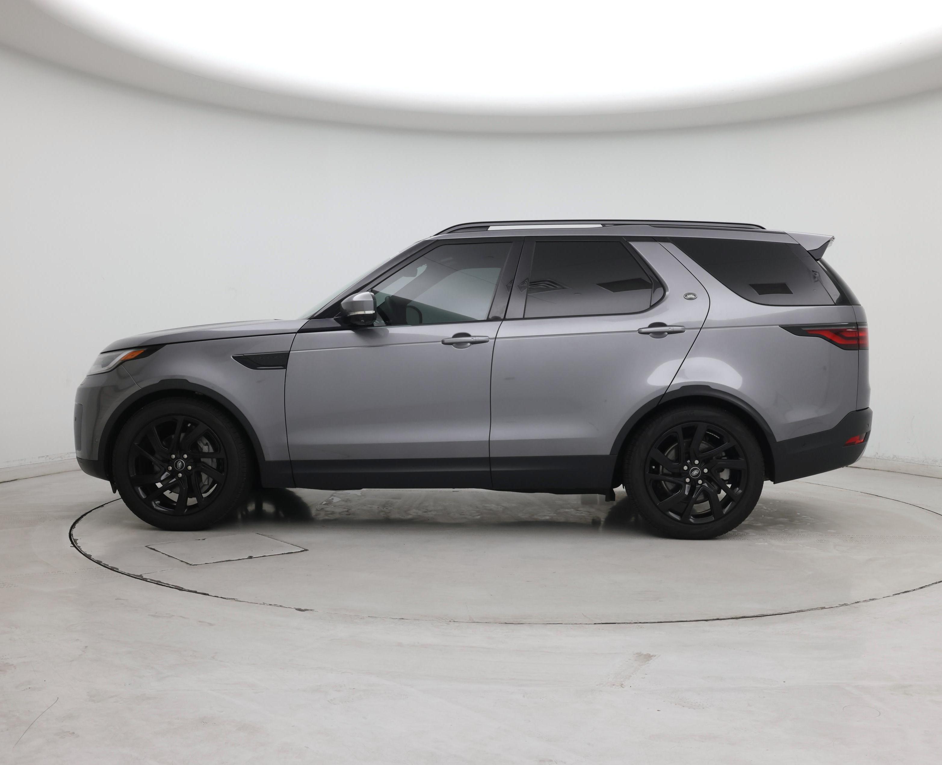 Thumbnail: 2023 Land Rover Discovery - 3