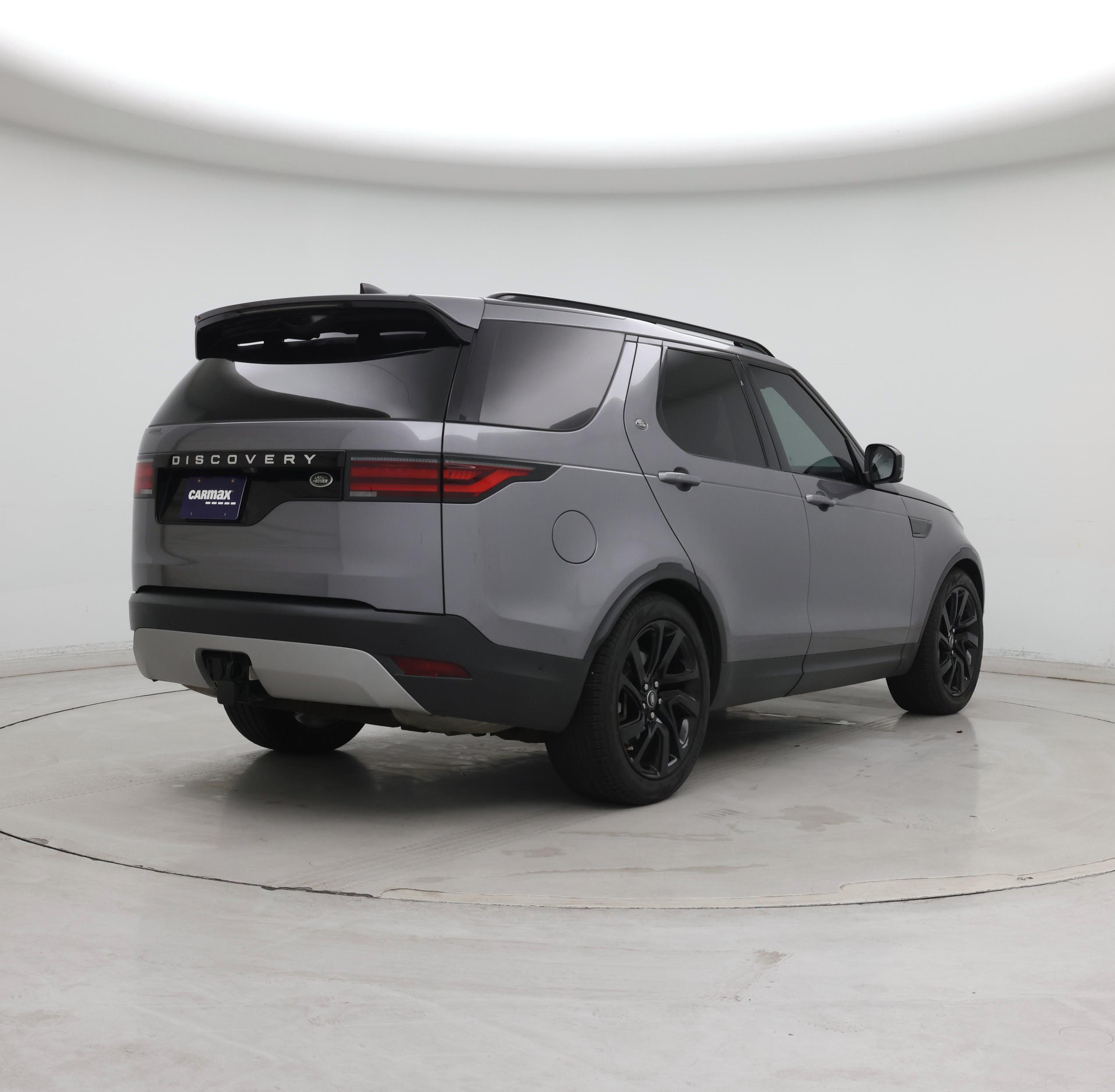 Thumbnail: 2023 Land Rover Discovery - 8