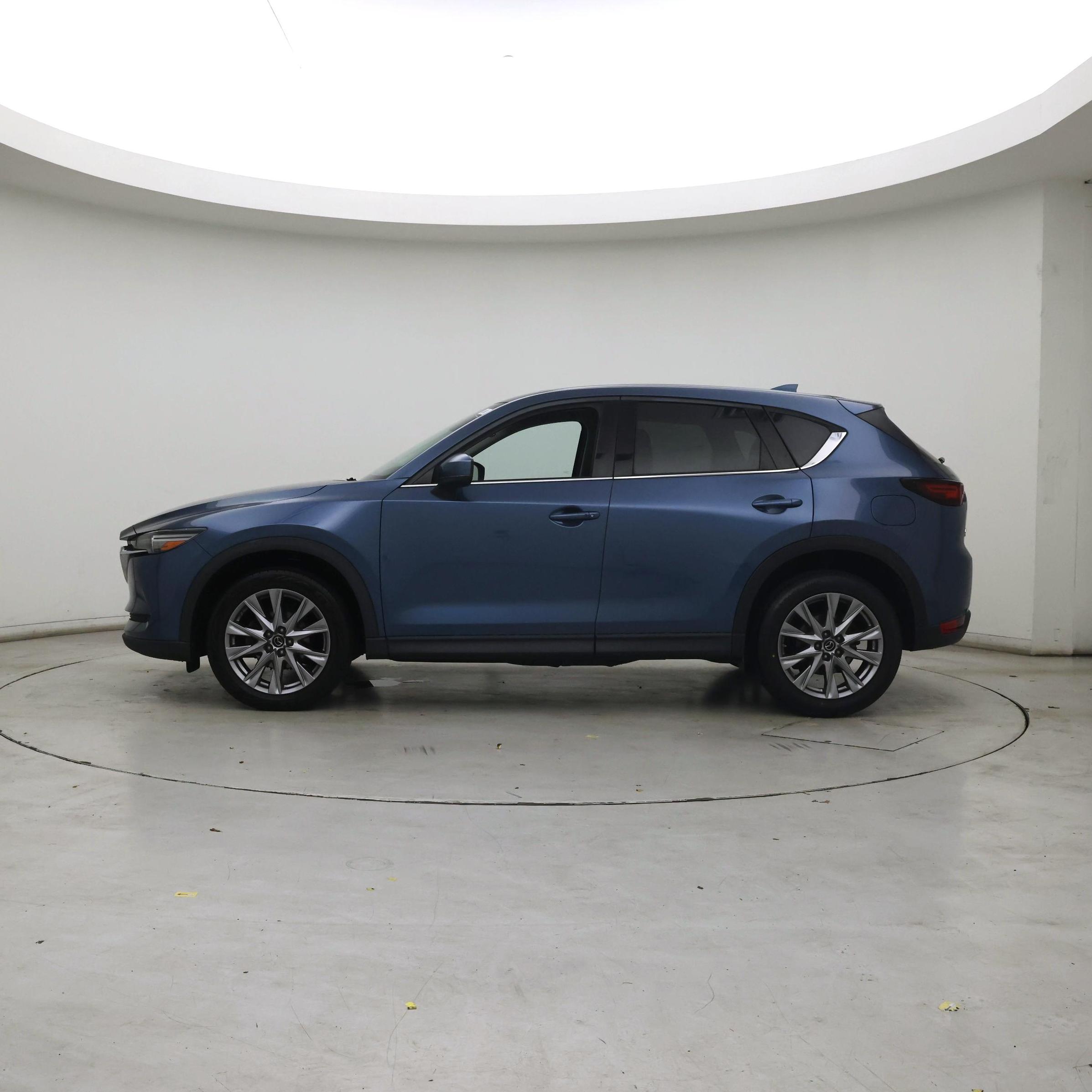 Thumbnail: 2019 Mazda CX-5 - 3