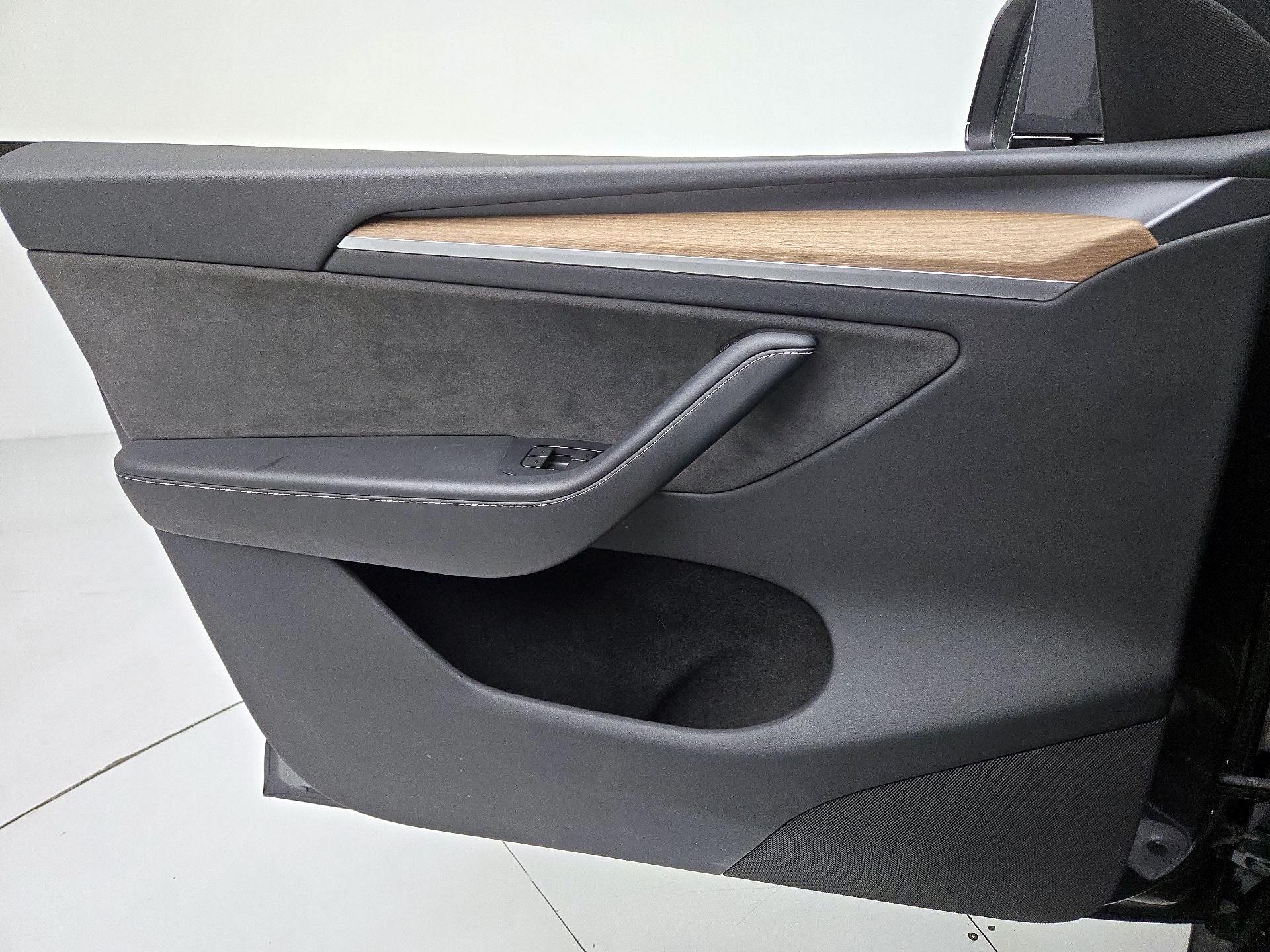 Thumbnail: 2024 Tesla Model Y - 12