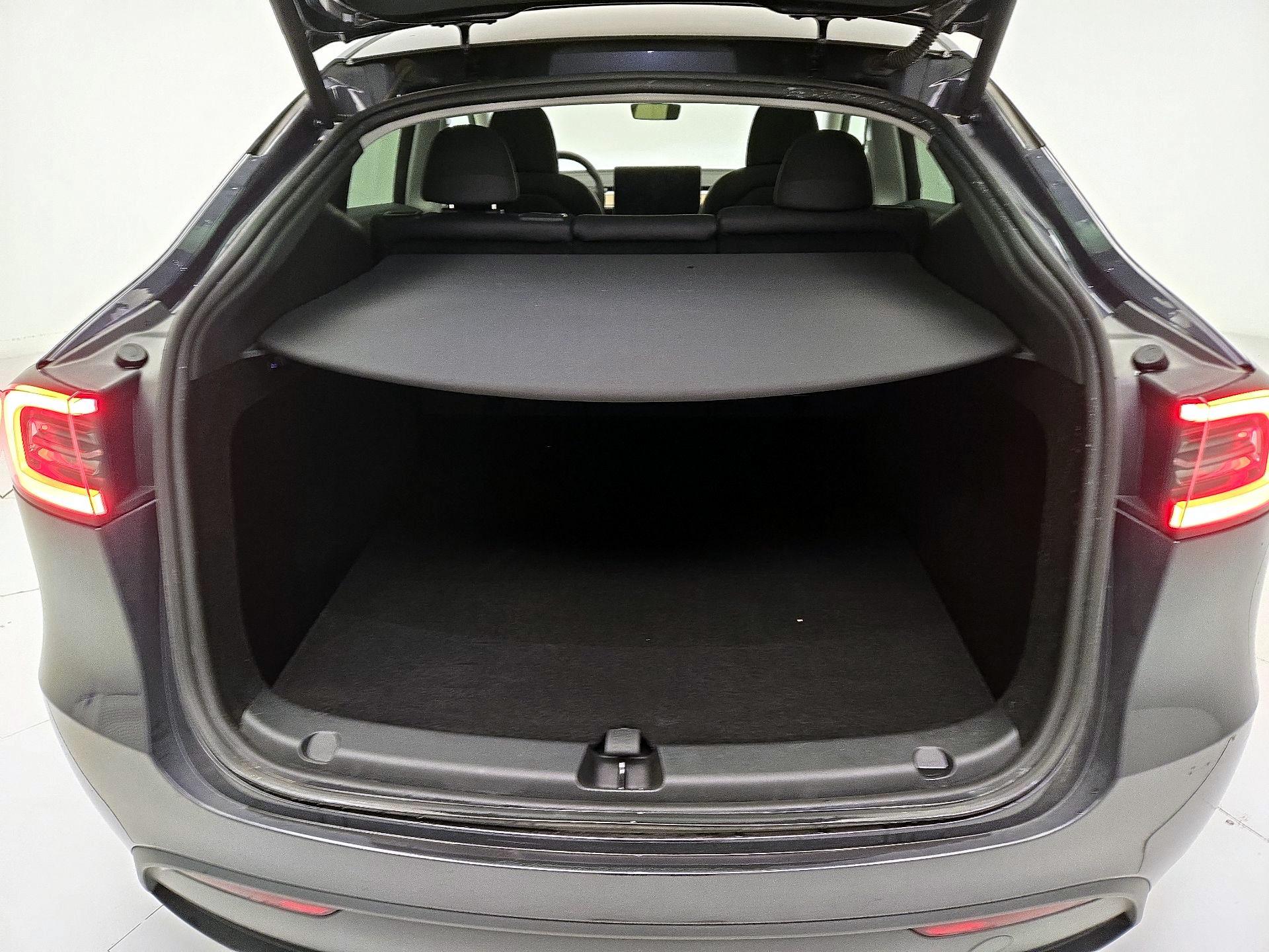Thumbnail: 2024 Tesla Model Y - 19