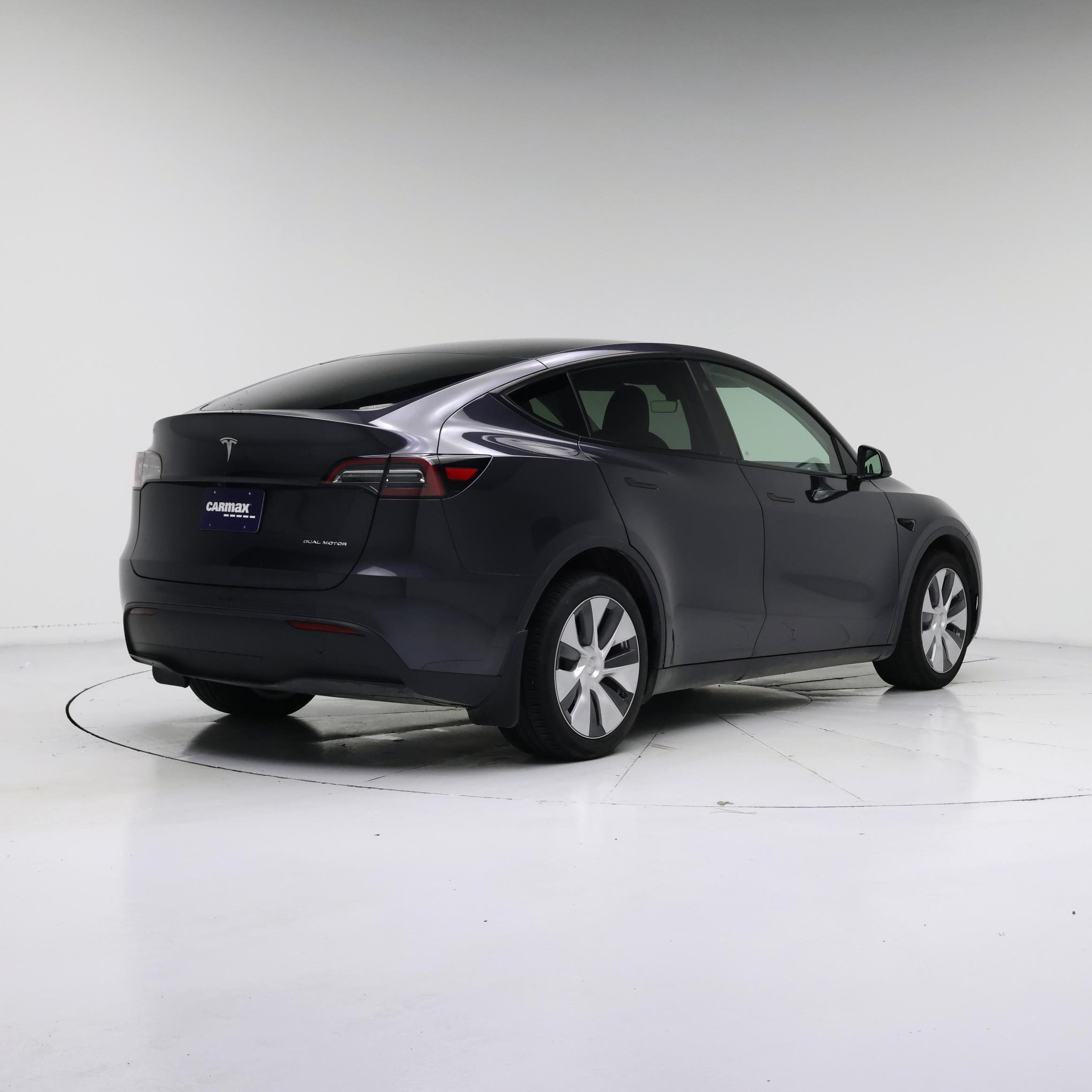 Thumbnail: 2024 Tesla Model Y - 8