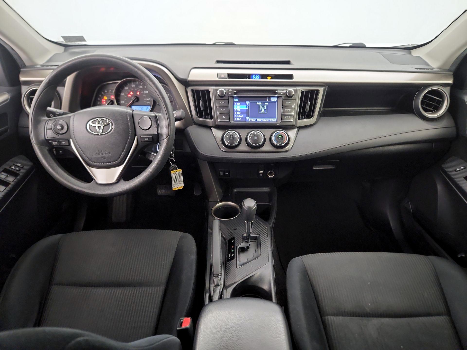 Thumbnail: 2014 Toyota RAV4 - 9