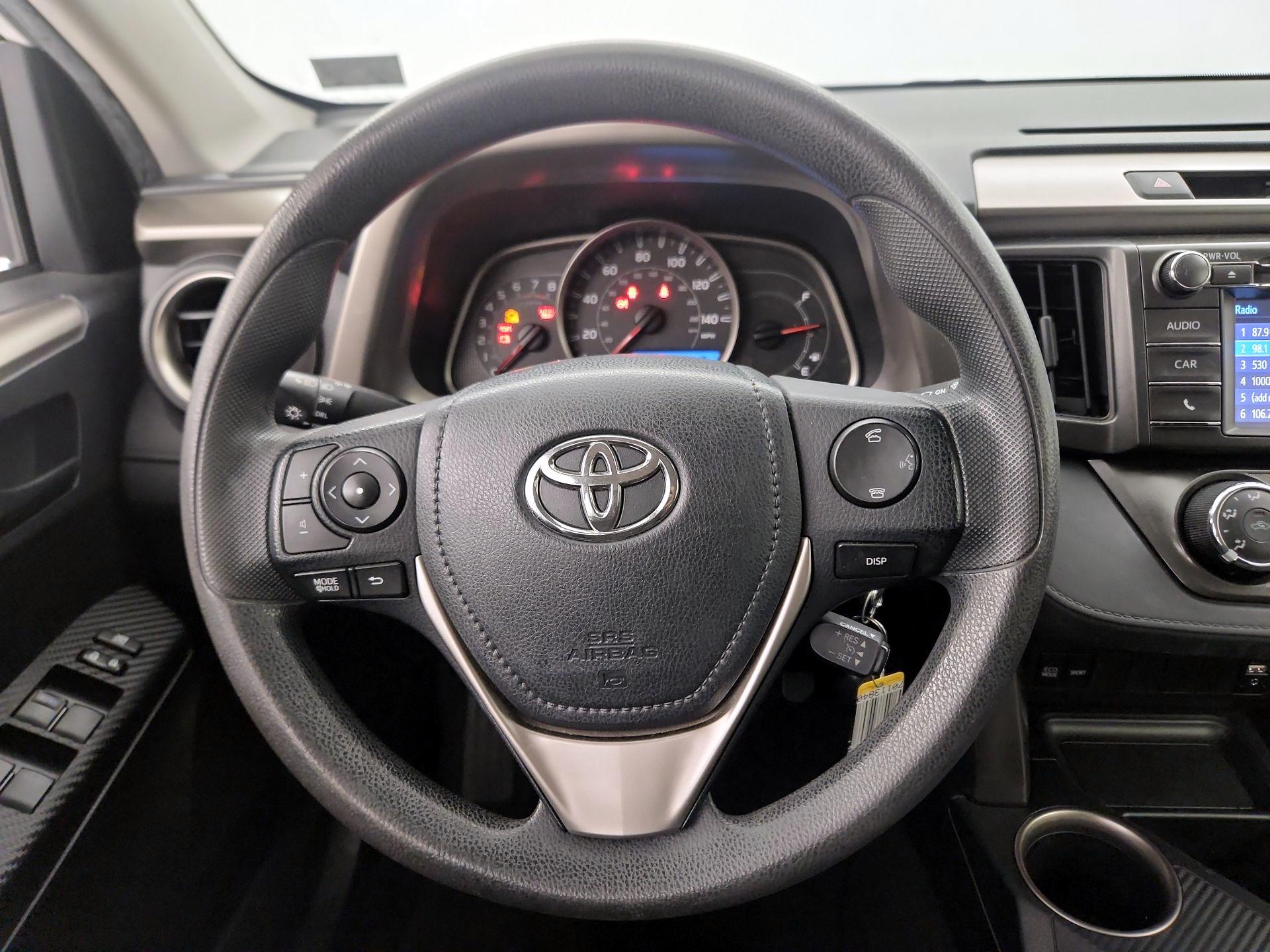 Thumbnail: 2014 Toyota RAV4 - 10