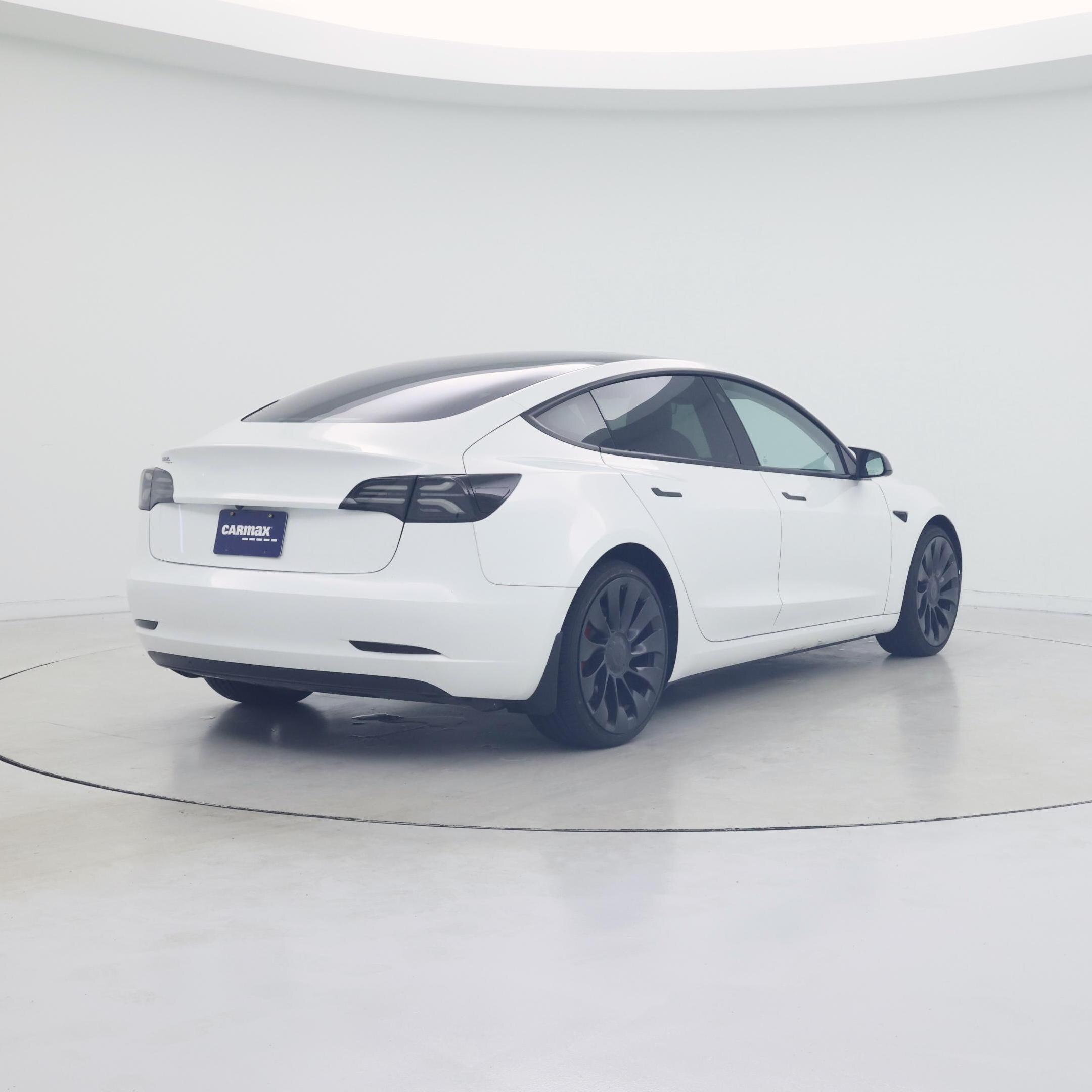 Thumbnail: 2023 Tesla Model 3 - 8