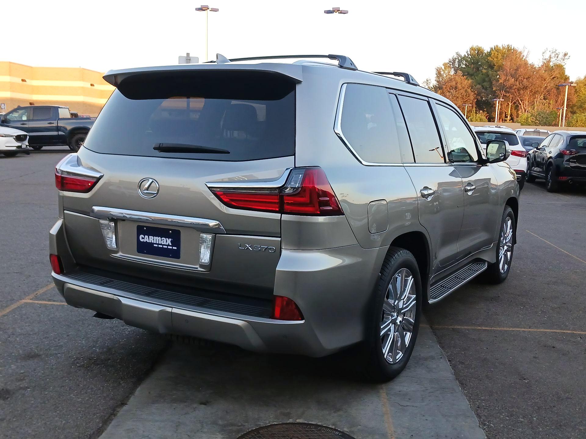 Thumbnail: 2017 Lexus LX - 5