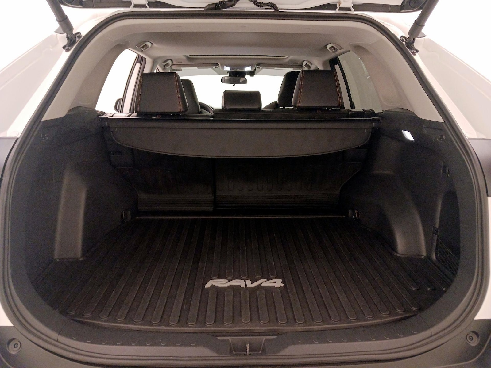 2024 Toyota RAV4 Adventure - Photo 22