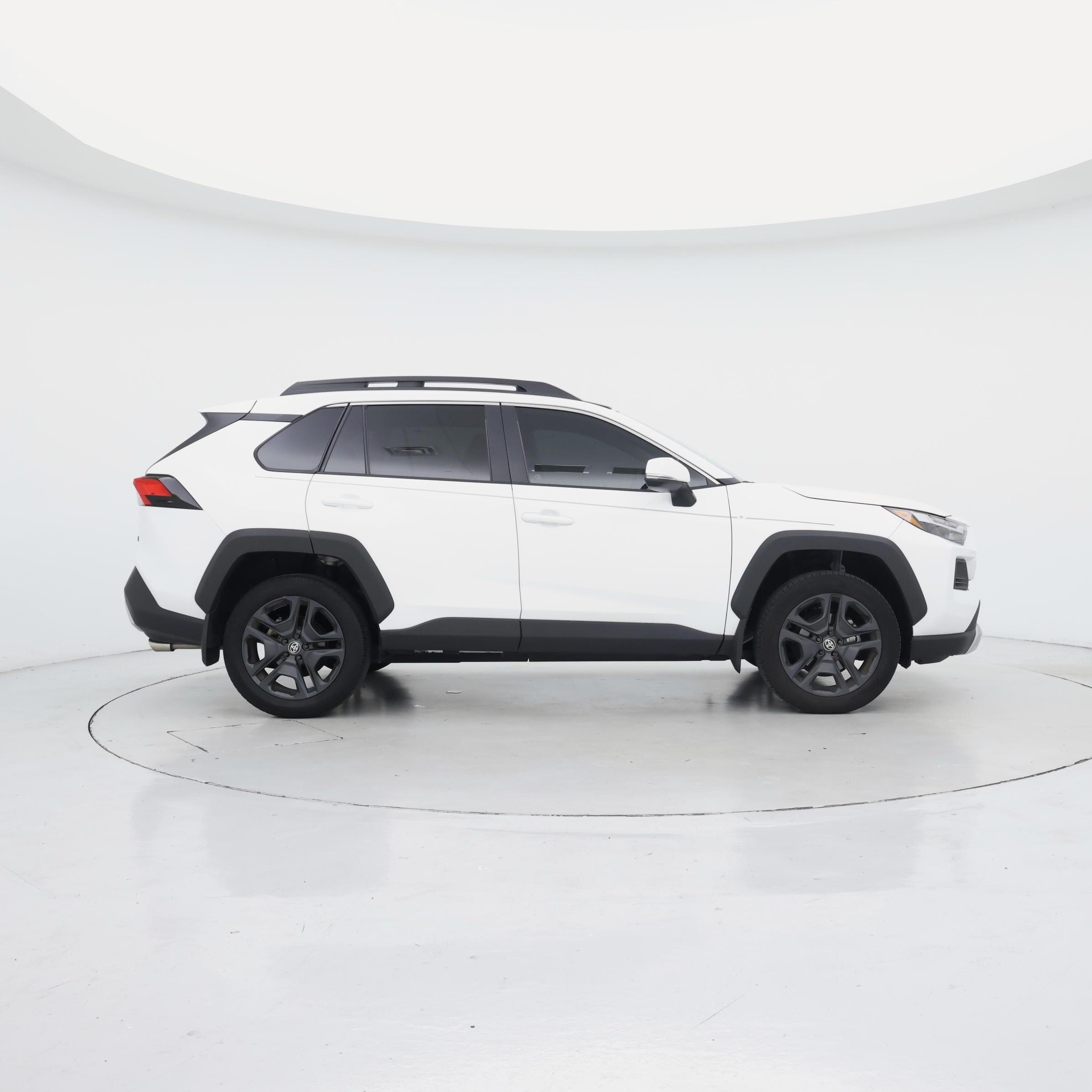 Thumbnail: 2024 Toyota RAV4 - 7