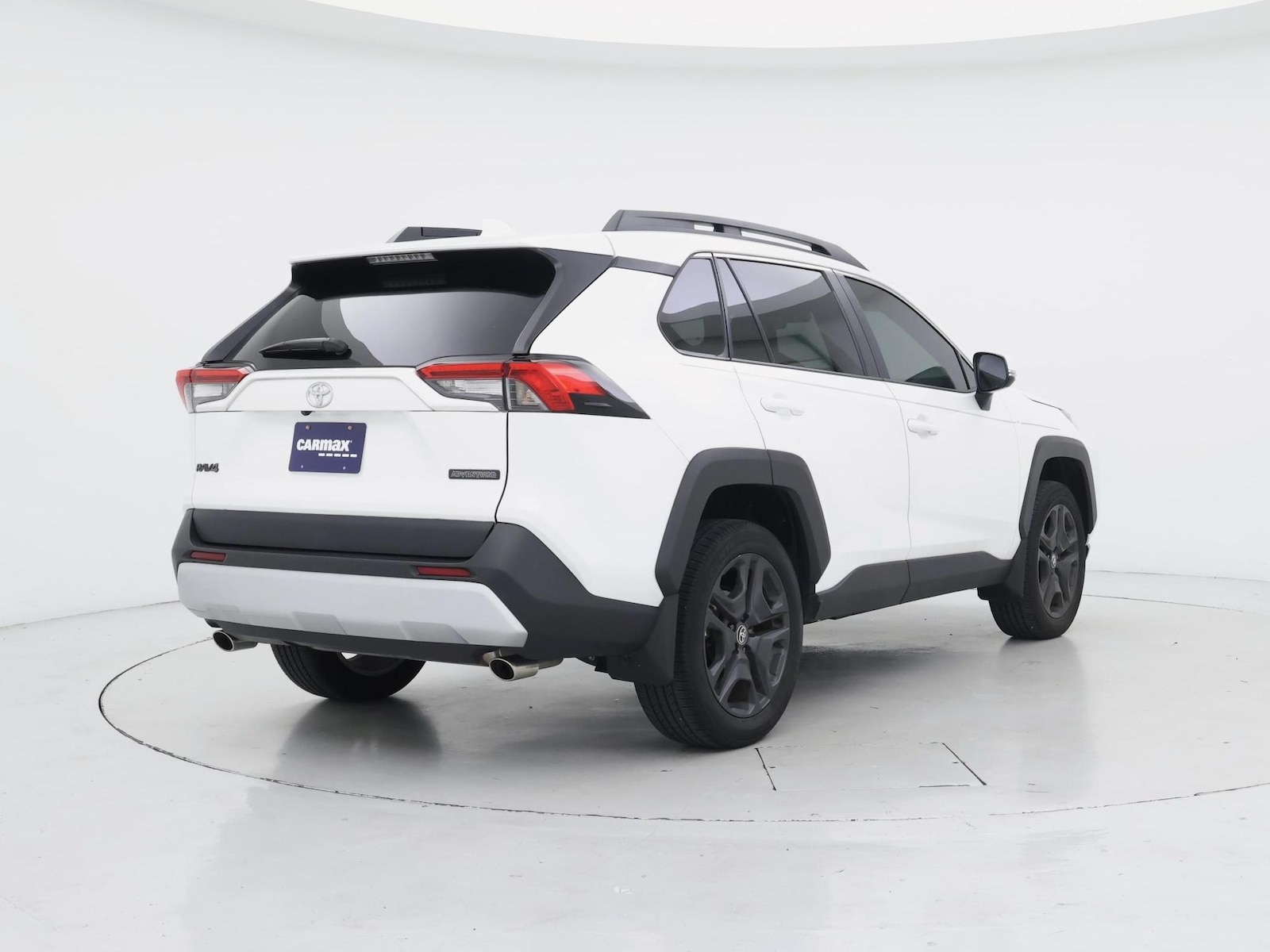 2024 Toyota RAV4 Adventure - Photo 9