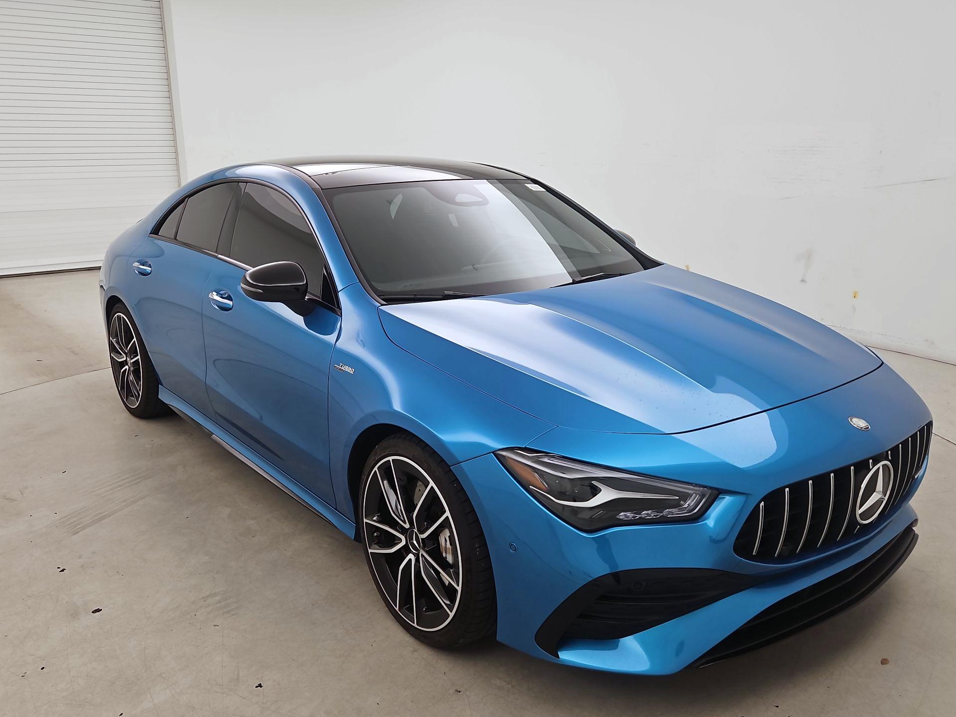 2024 Mercedes-Benz CLA Azul Coupé Tracción en las cuatro ruedas Automática