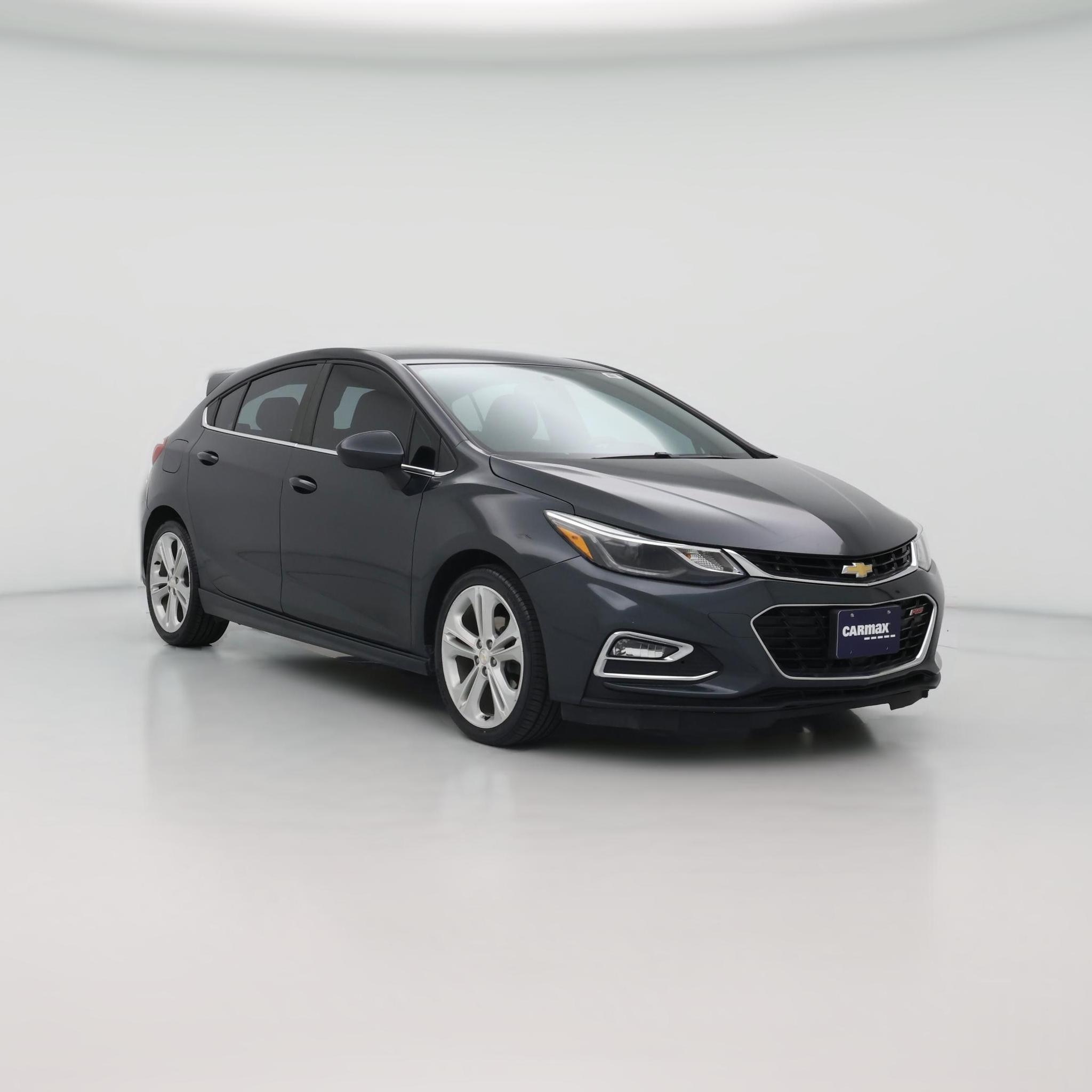 Thumbnail: 2017 Chevrolet Cruze - 1