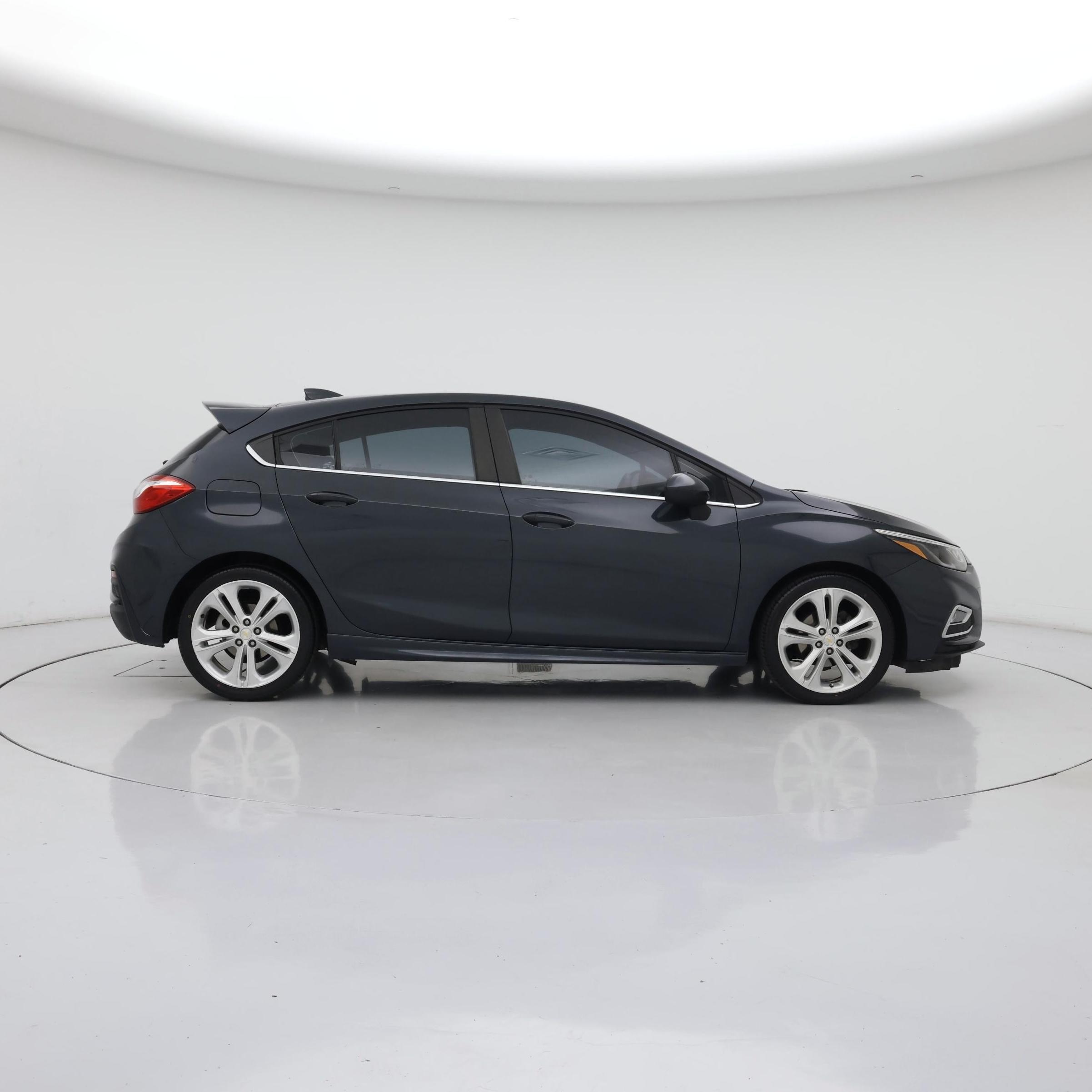 Thumbnail: 2017 Chevrolet Cruze - 7