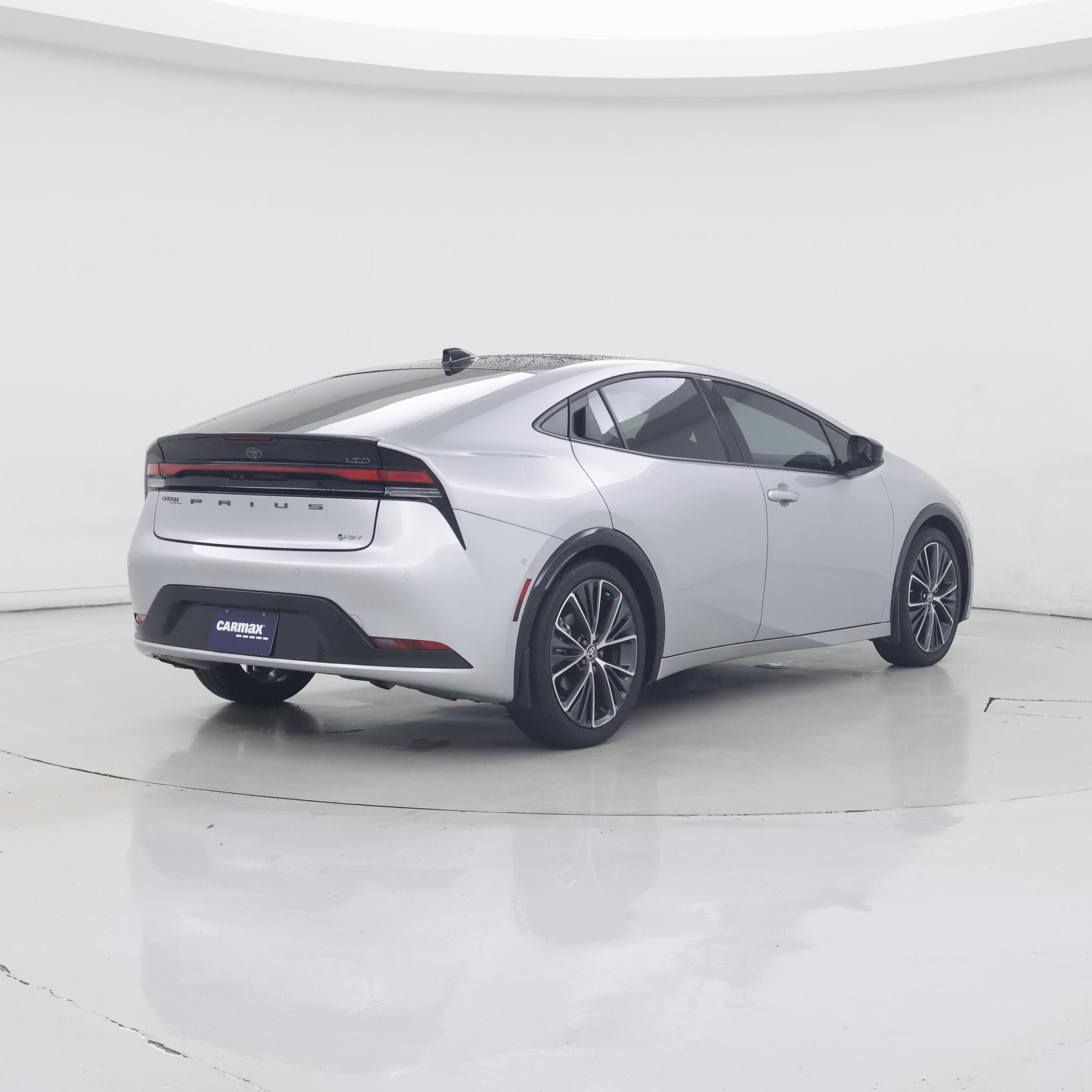 Thumbnail: 2023 Toyota Prius - 8
