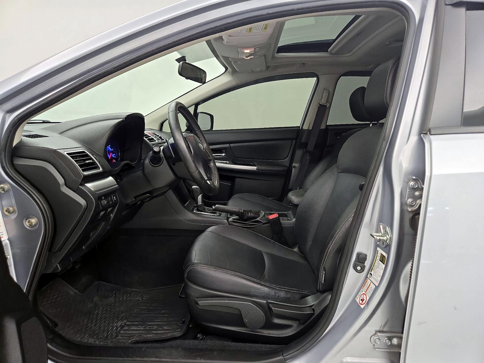 2015 Subaru XV Crosstrek Hybrid Touring - Photo 12