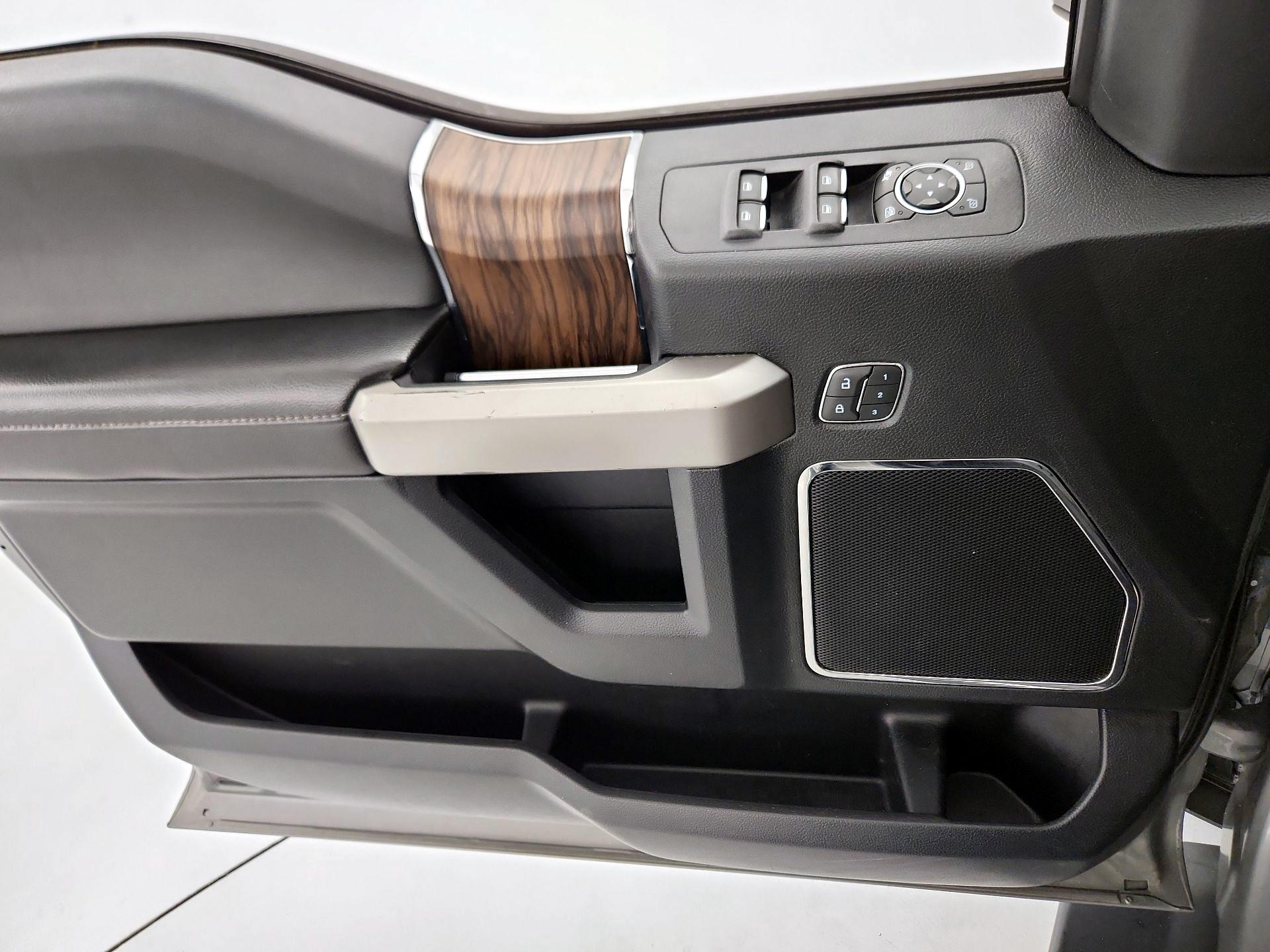 Thumbnail: 2019 Ford F-150 - 12