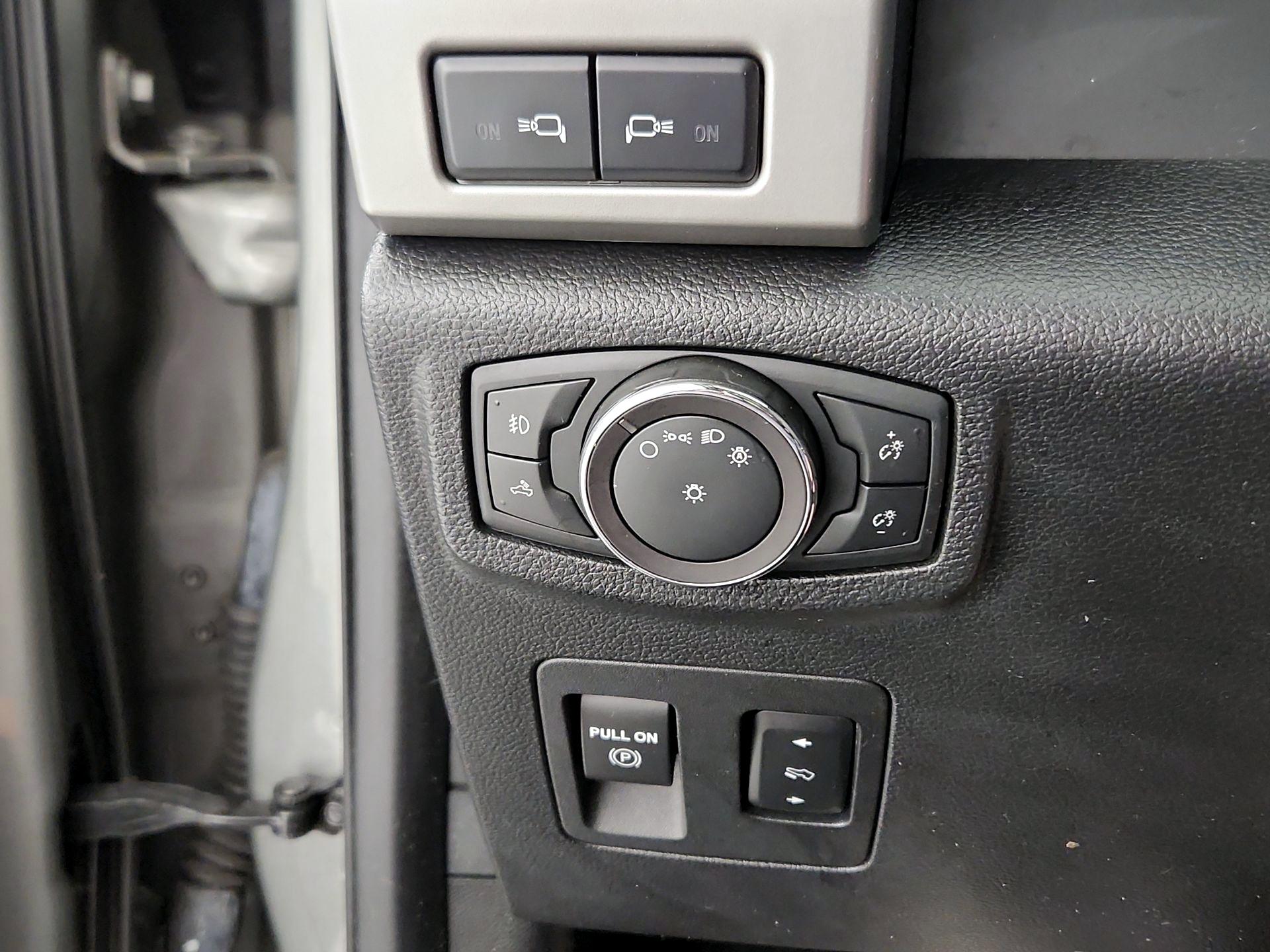 Thumbnail: 2019 Ford F-150 - 13