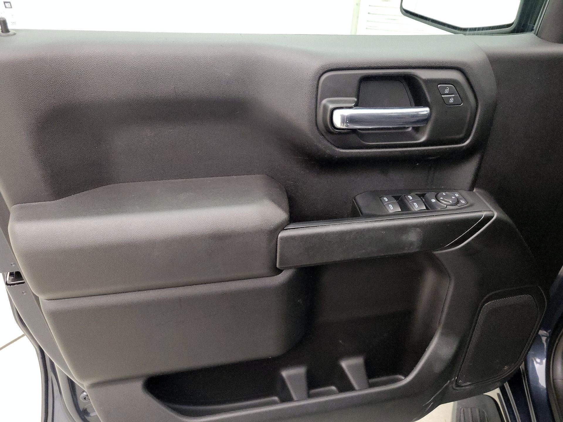 Thumbnail: 2022 Chevrolet Silverado 1500 - 12