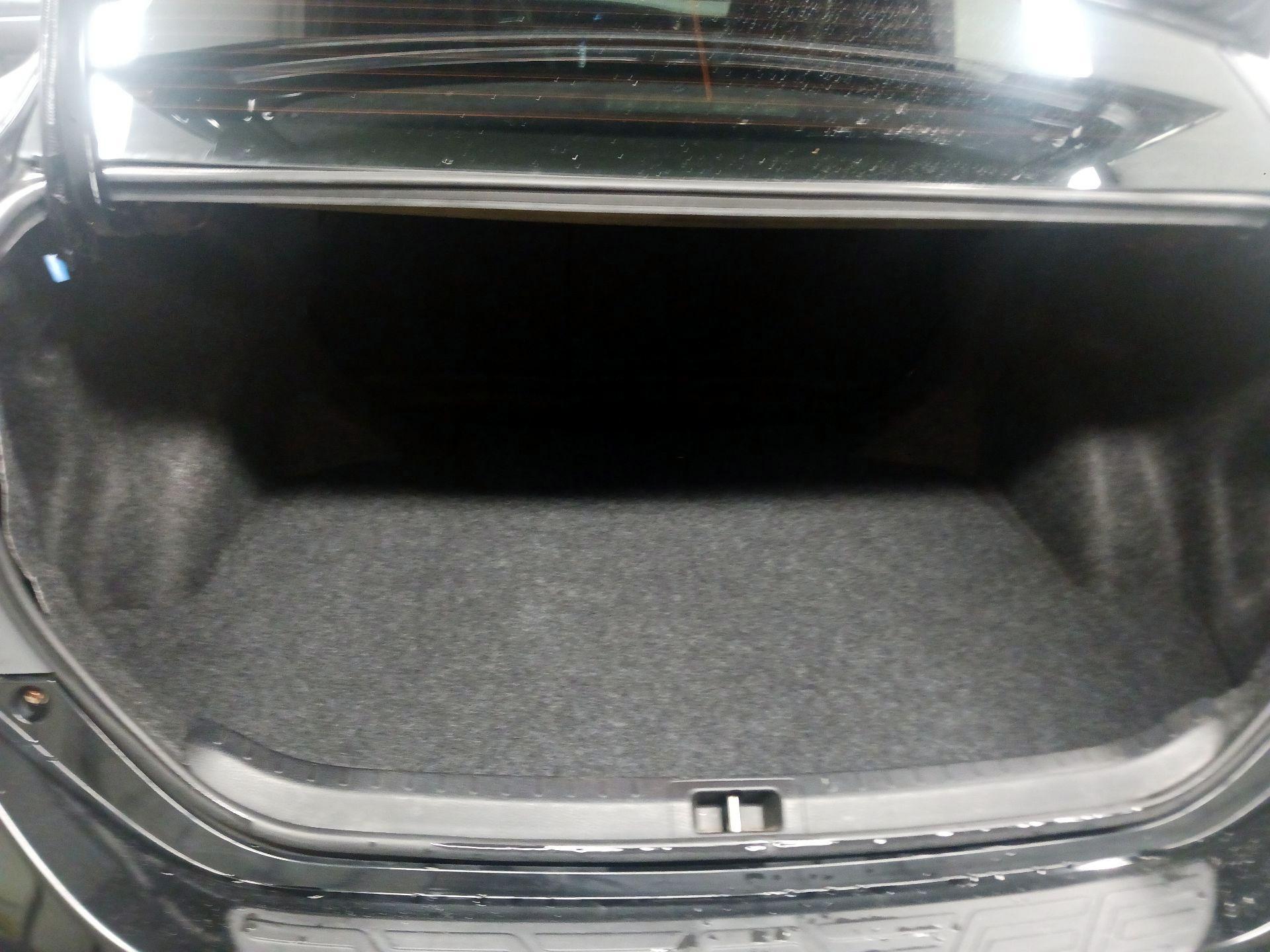 Thumbnail: 2014 Toyota Corolla - 16
